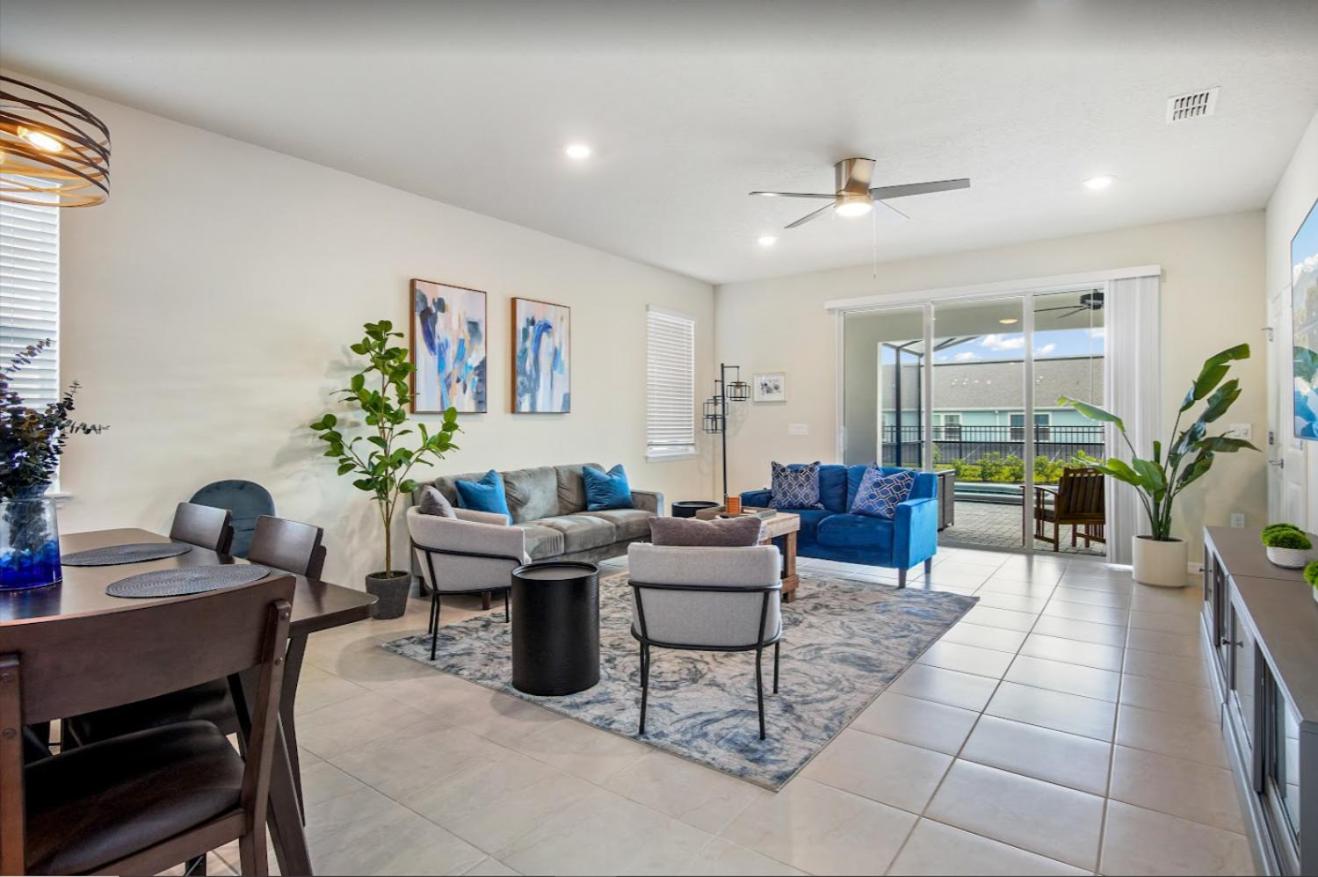 Luxury Home in Sought-Out Windsor Island Resort! view 3