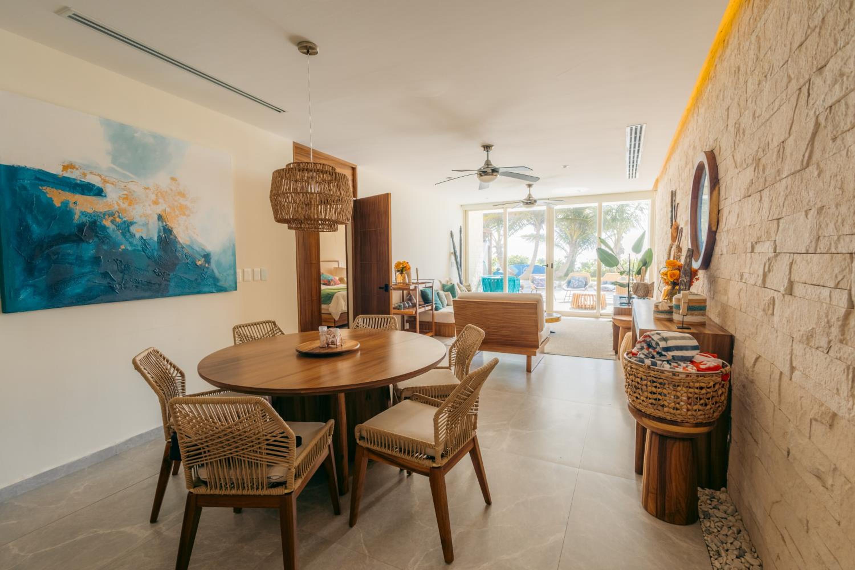 Hotel Beachfront Apartment Coral Vista