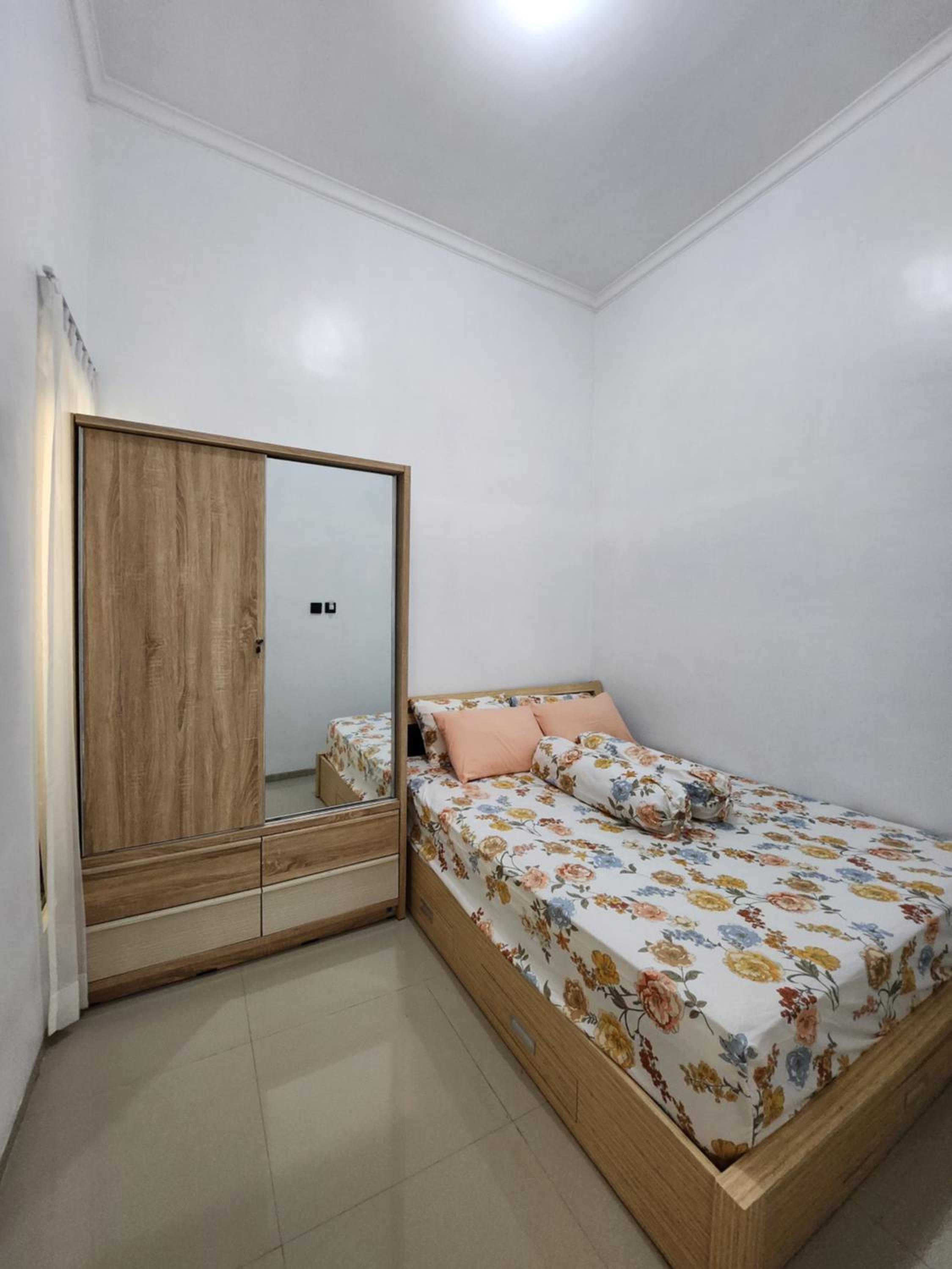 Villa Jingga Joyogrand Malang