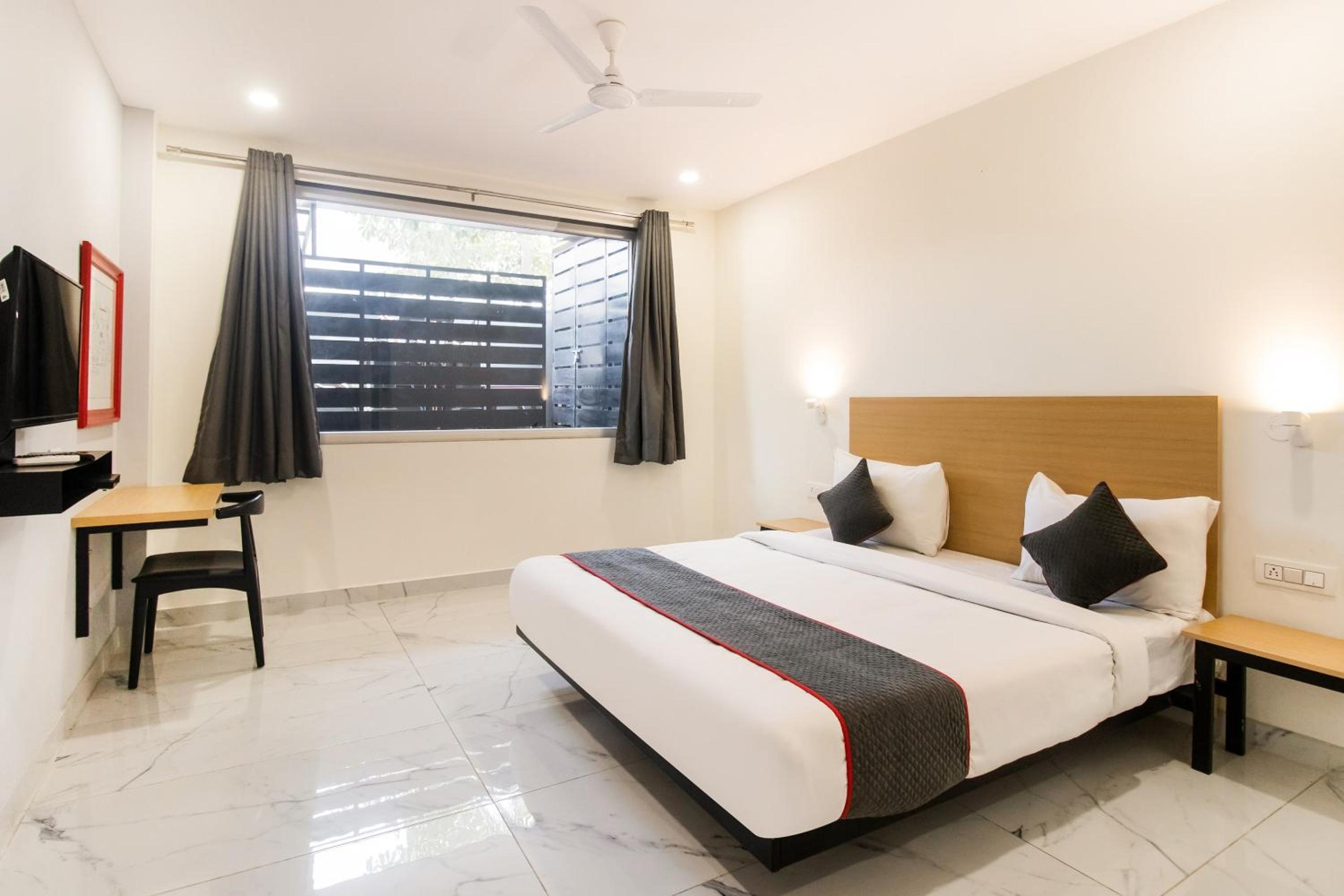 Hotel O Legend's residency