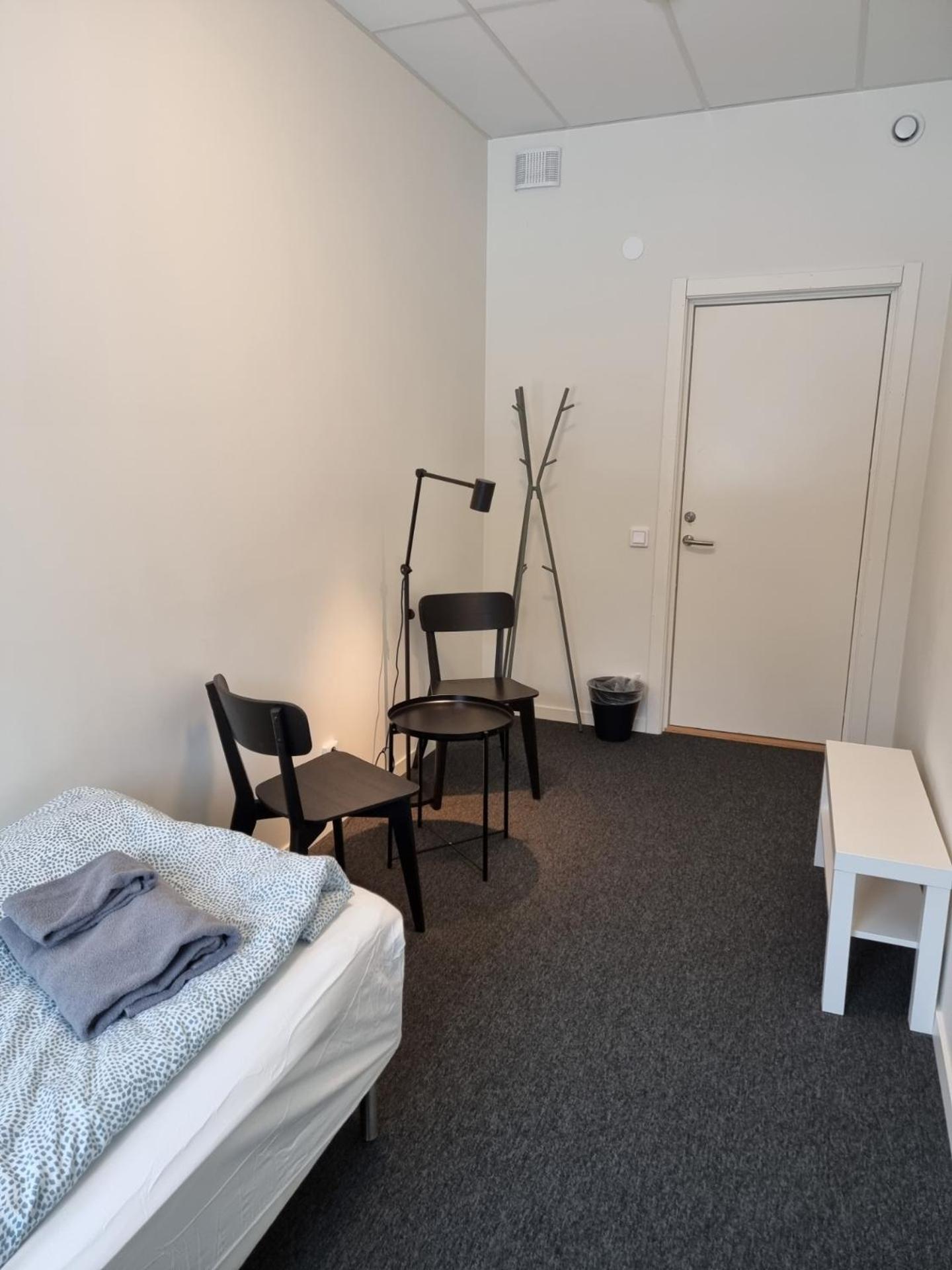 Rentalux Hostel - double & single rooms