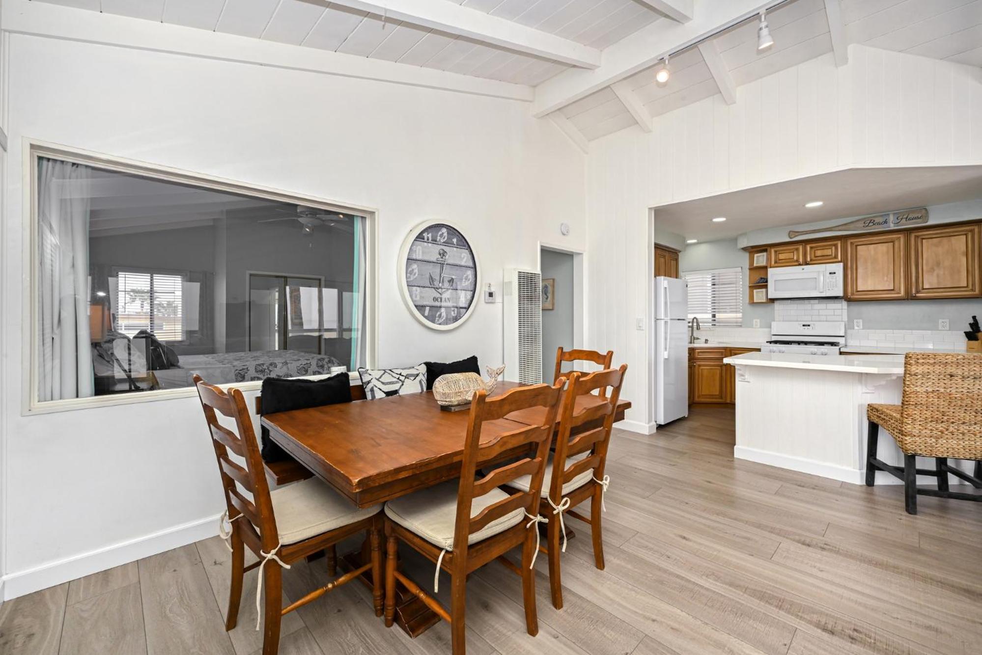 Oceanfront Home with UNOBSTRUCTED VIEW view 4