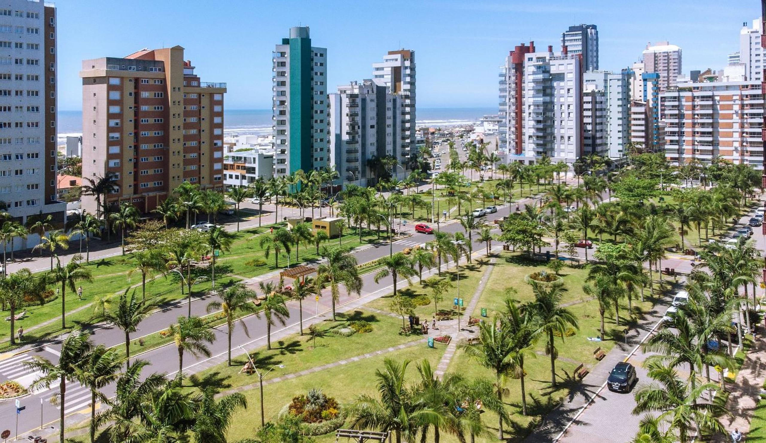 Cobertura duplex a memos de 300mts do mar | Quatro Praças
