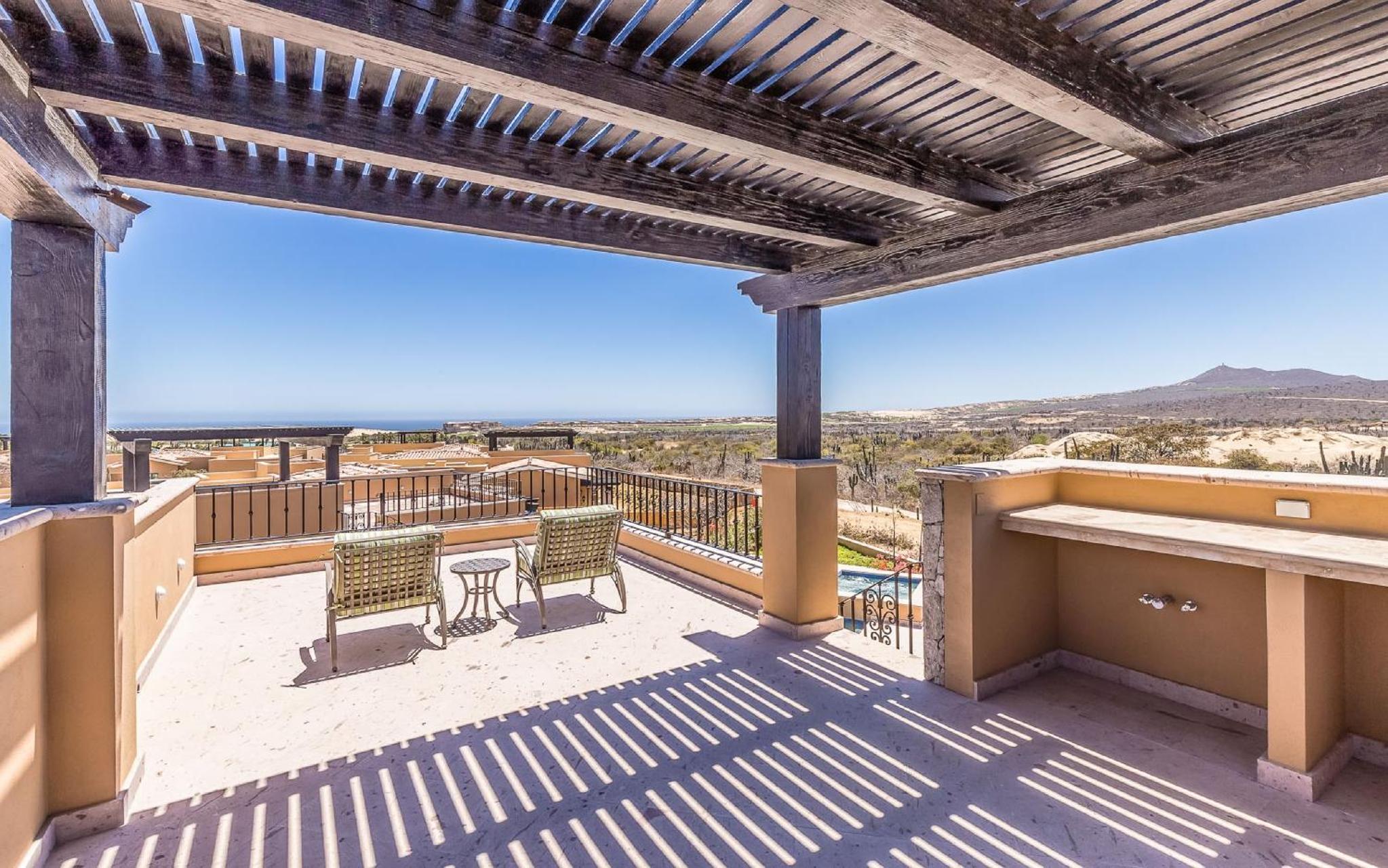Luxury villa in Diamante Cabo San Lucas