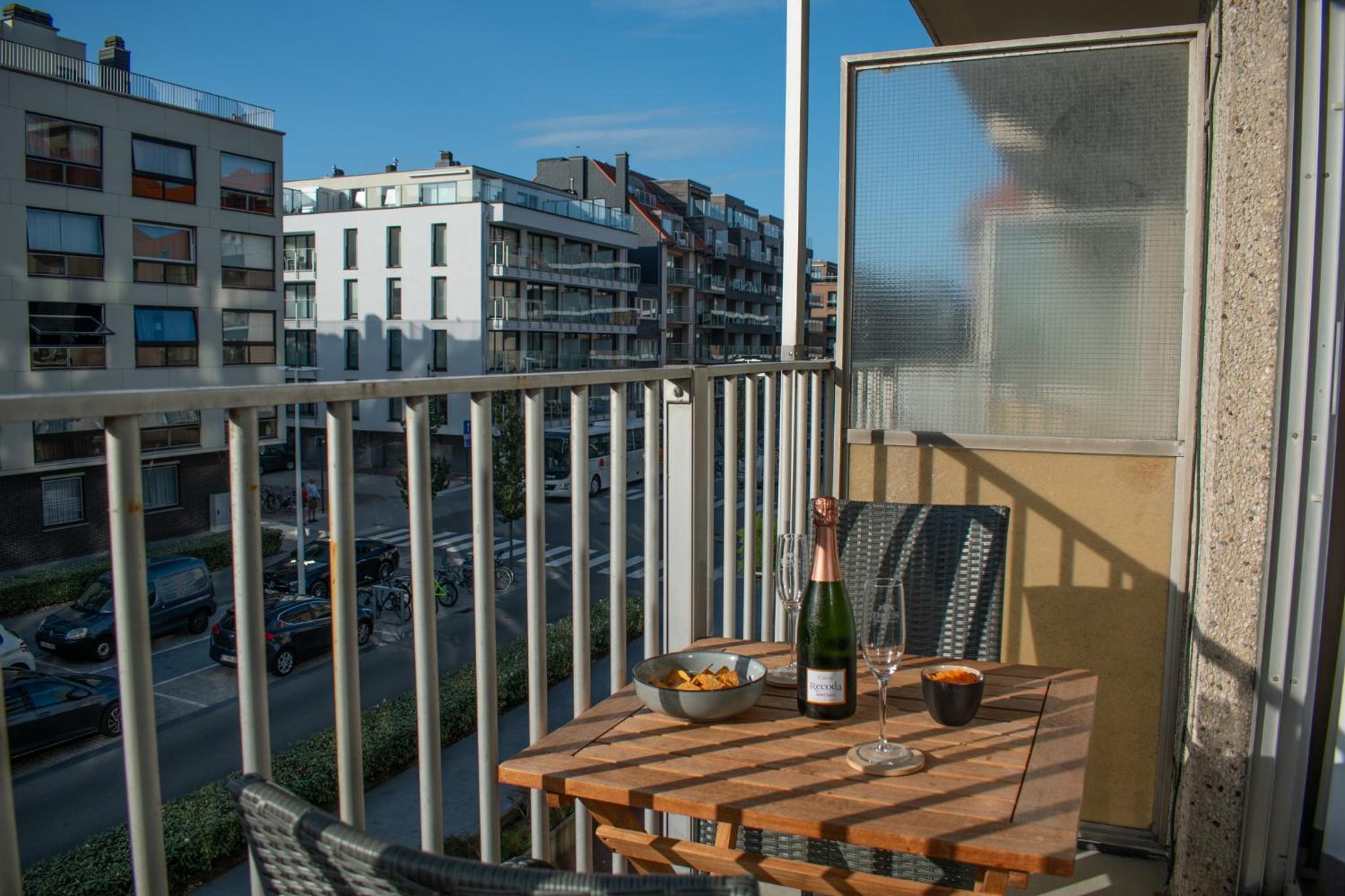 Gezellige studio met balkon - Santhooft centrum Nieuwpoort-bad