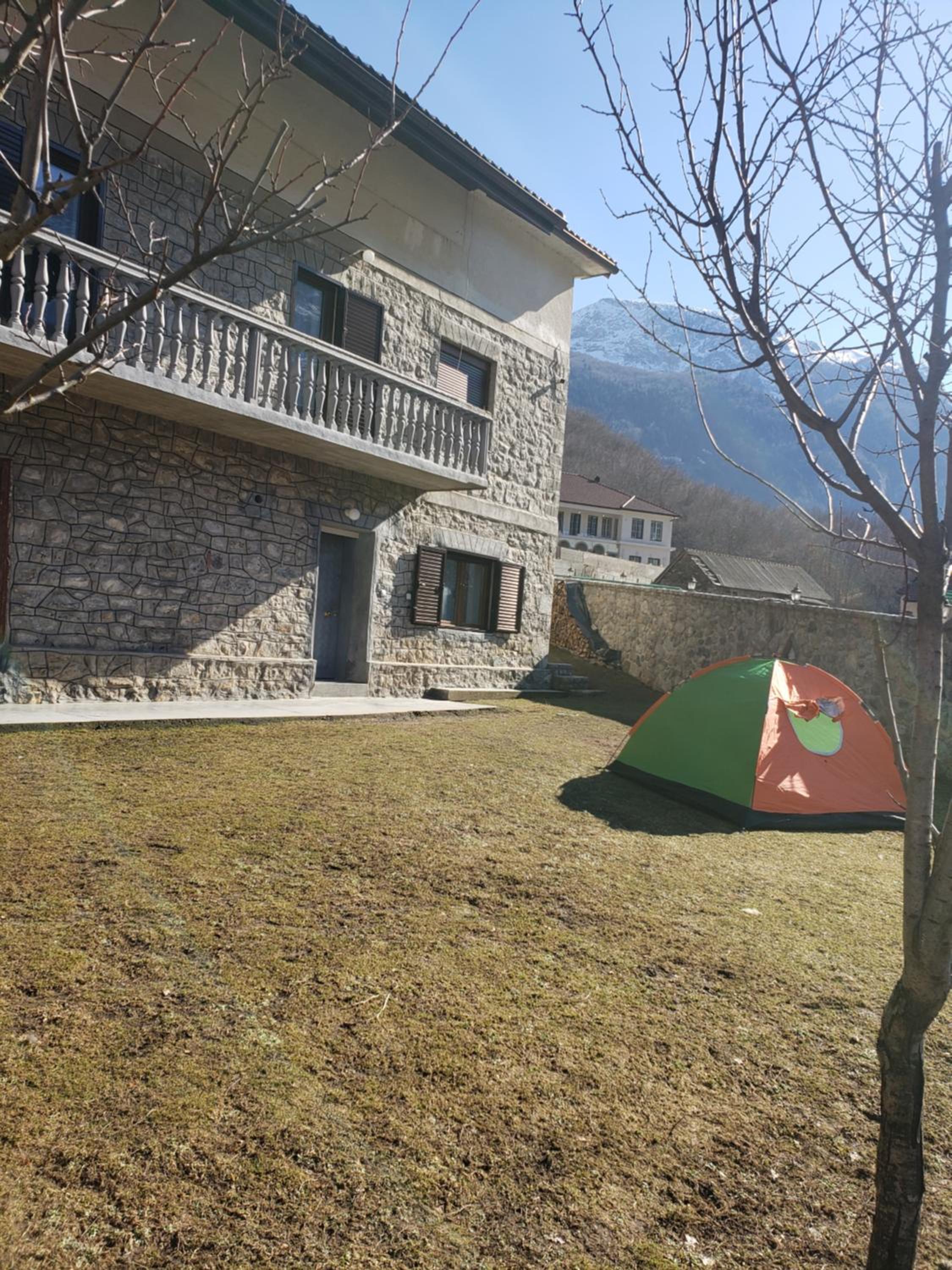 Photo 11