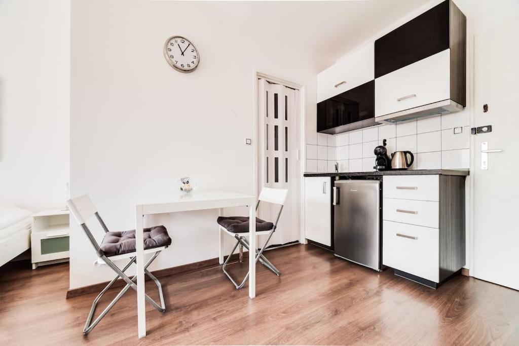 Top floor studio with terrace