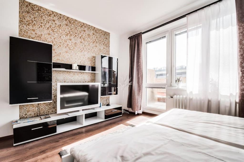 Top floor studio with terrace