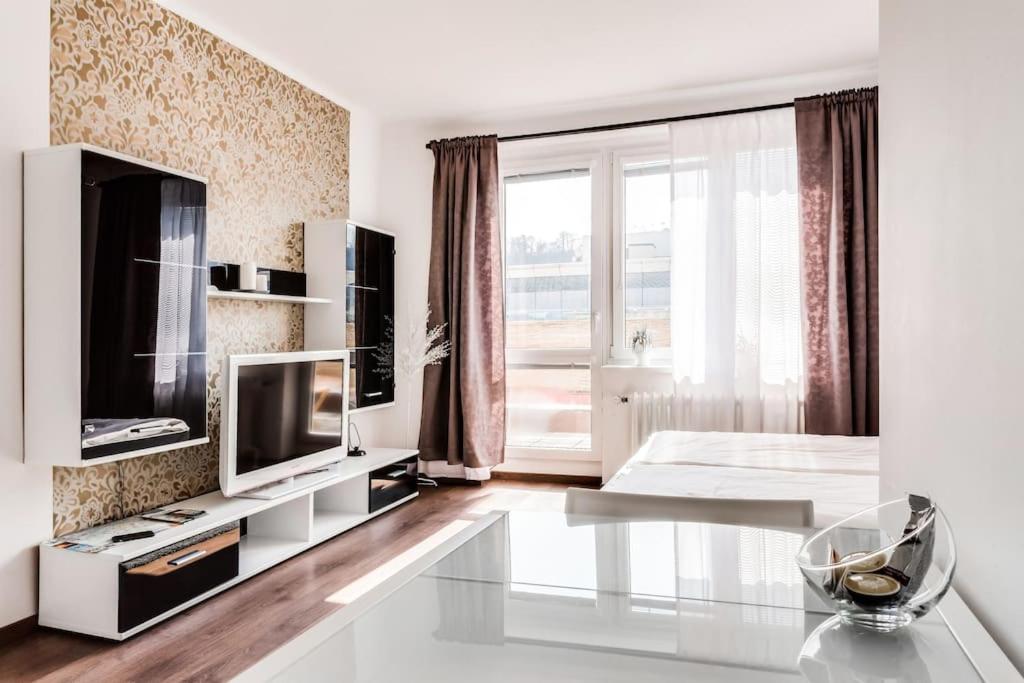 Top floor studio with terrace