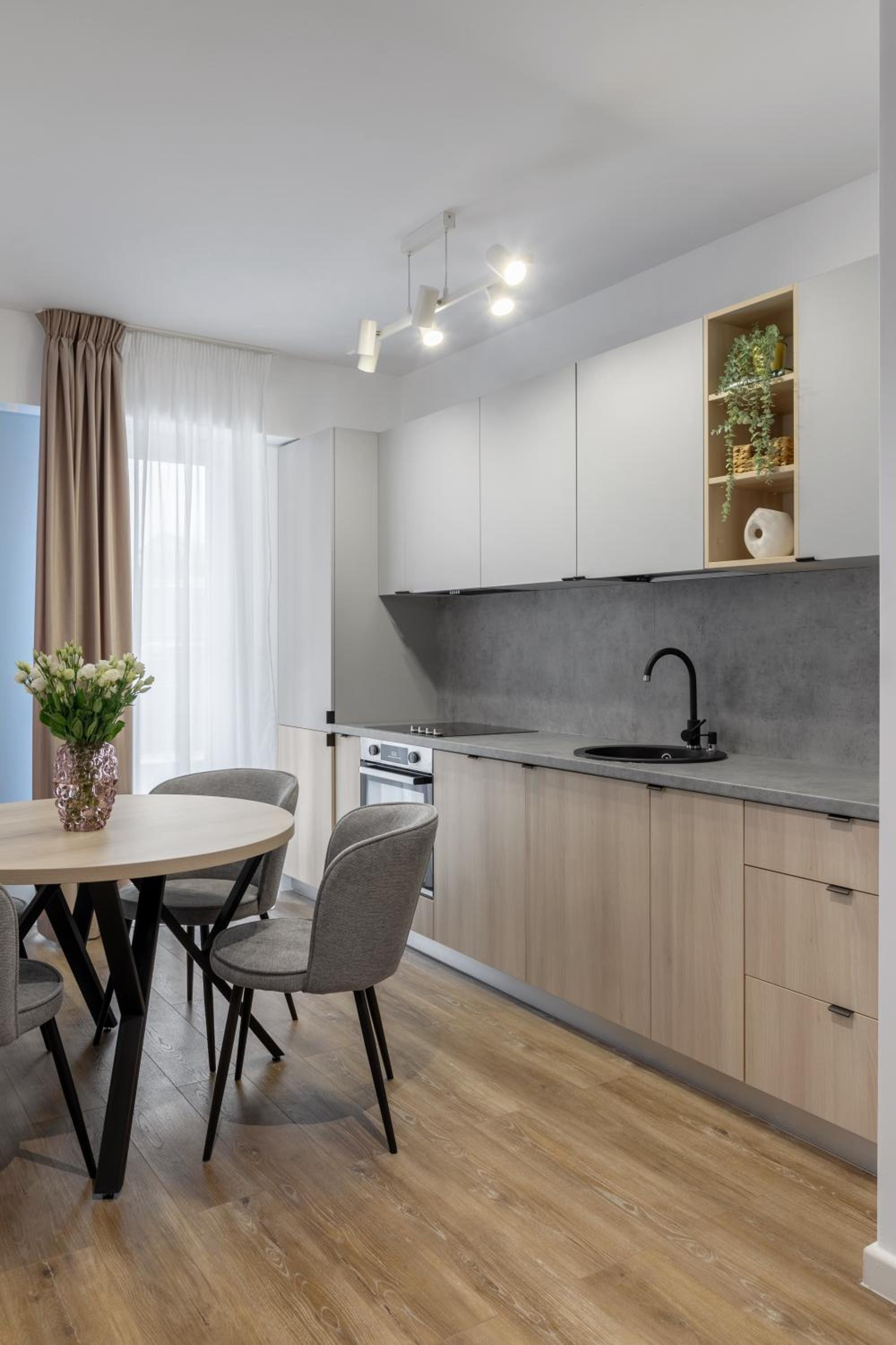 Joy Garden Apartment - Free Private Parking - Wellness Jacuzzi SPA