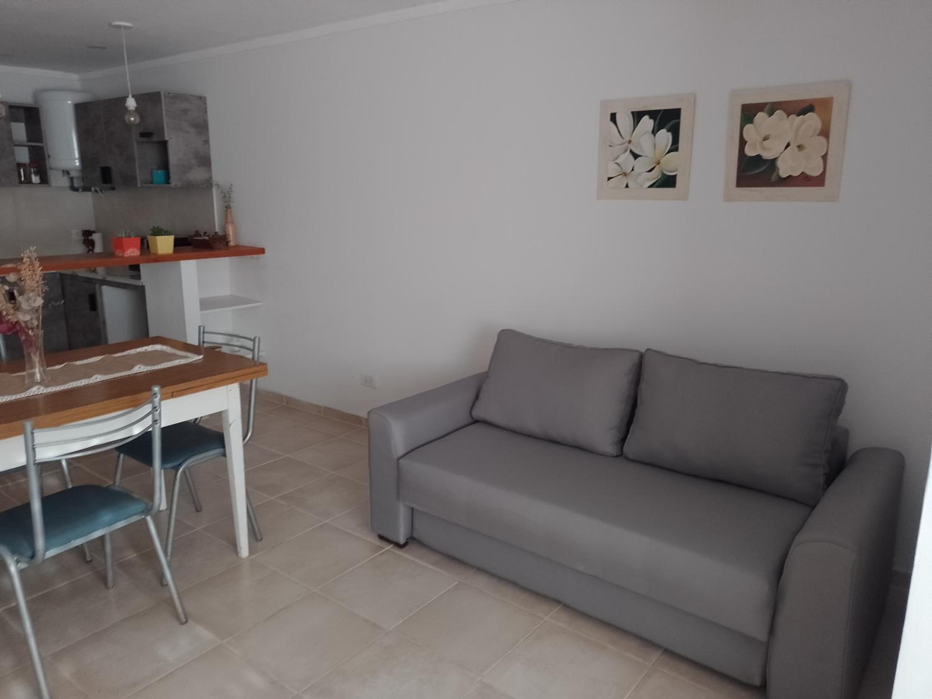 Departamento Alvear en Chascomús — hotel room