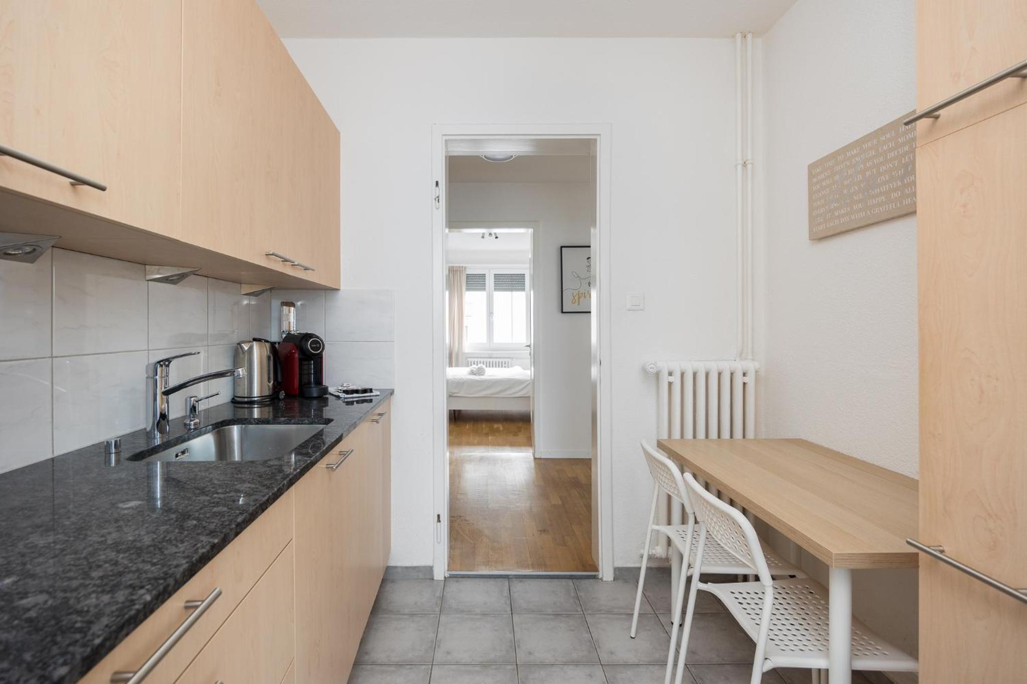 Downtown Dream 3,5BR with Balcony and Style BA42