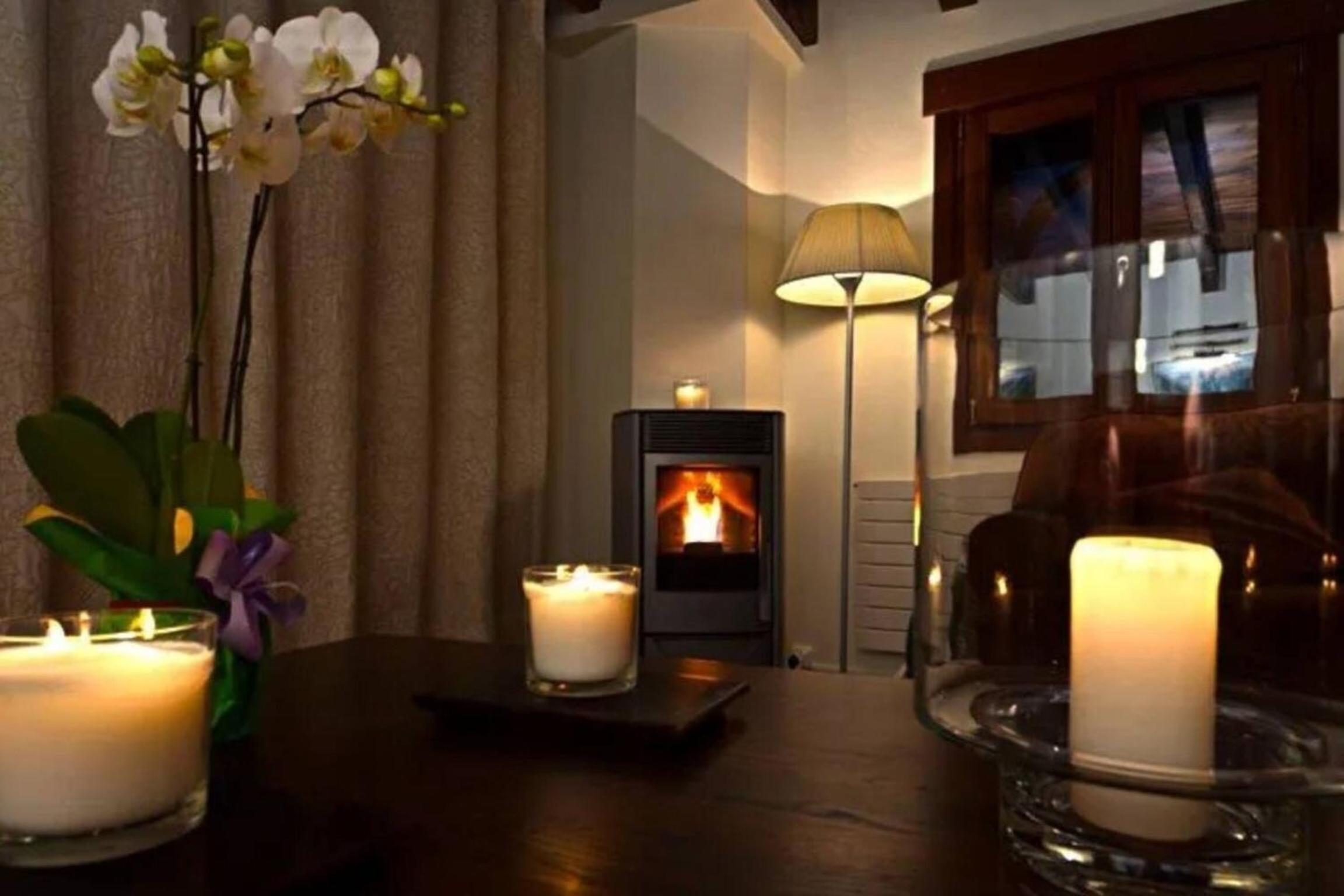 Romantic retreat with jacuzzi in Boltana