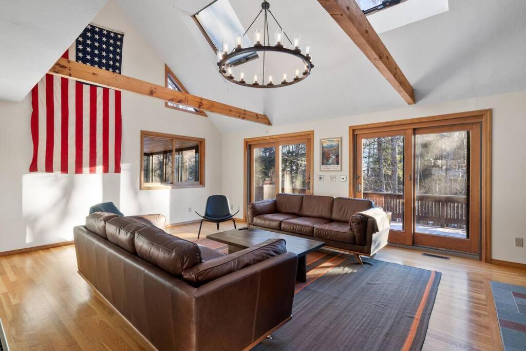 Lake Winnipesaukee Retreat (Private Beach Access) view 3