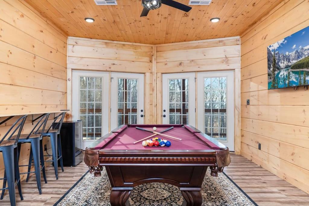Stunning Sevierville Cabin: Hot Tub w/ View view 5