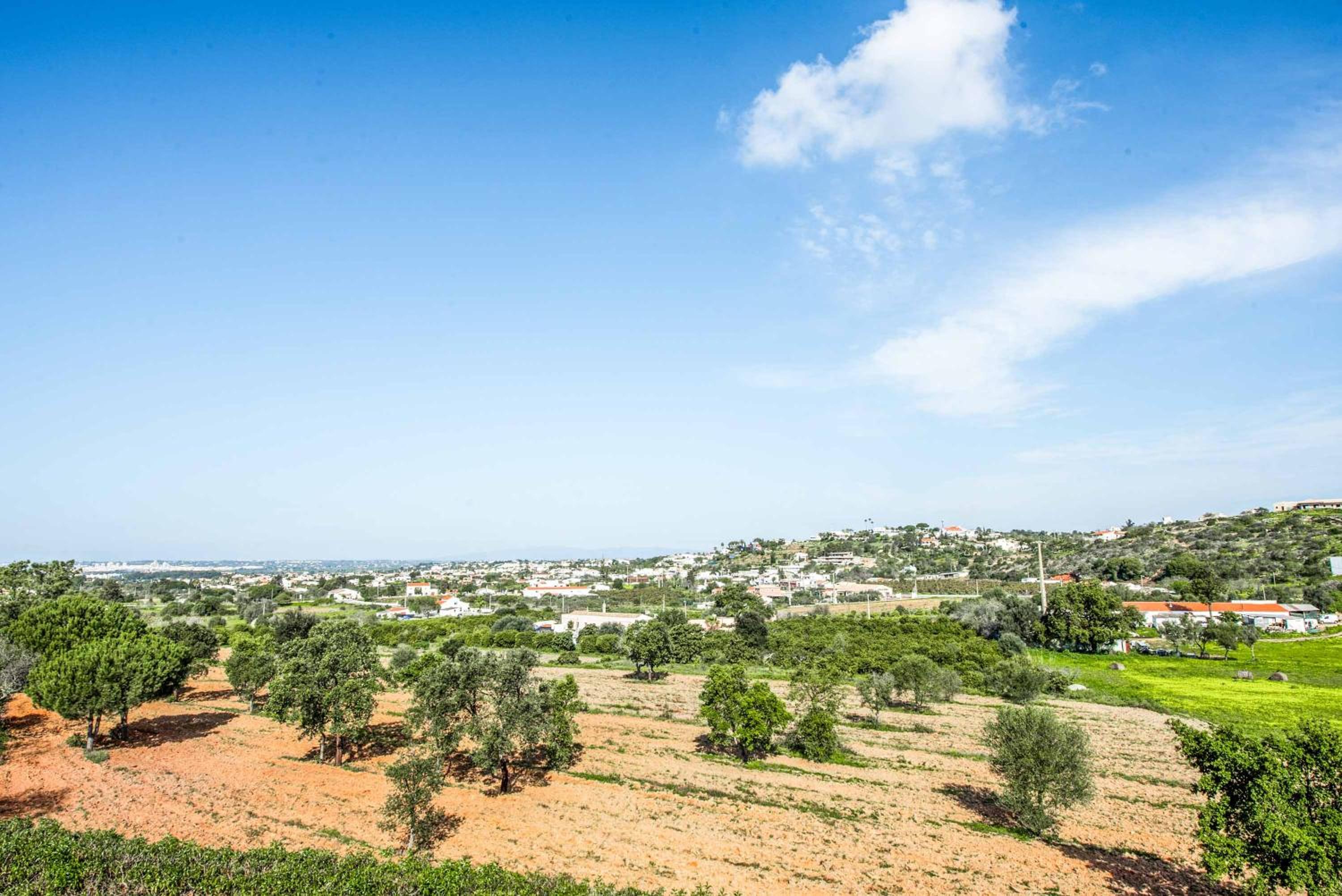 Villa Gira