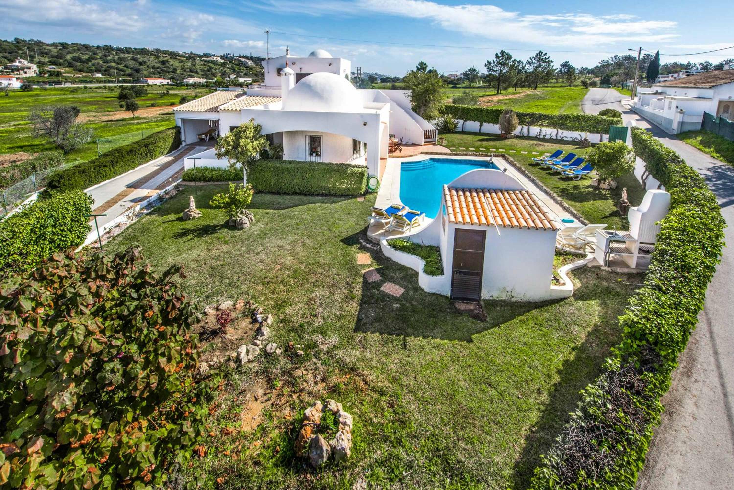 Villa Gira