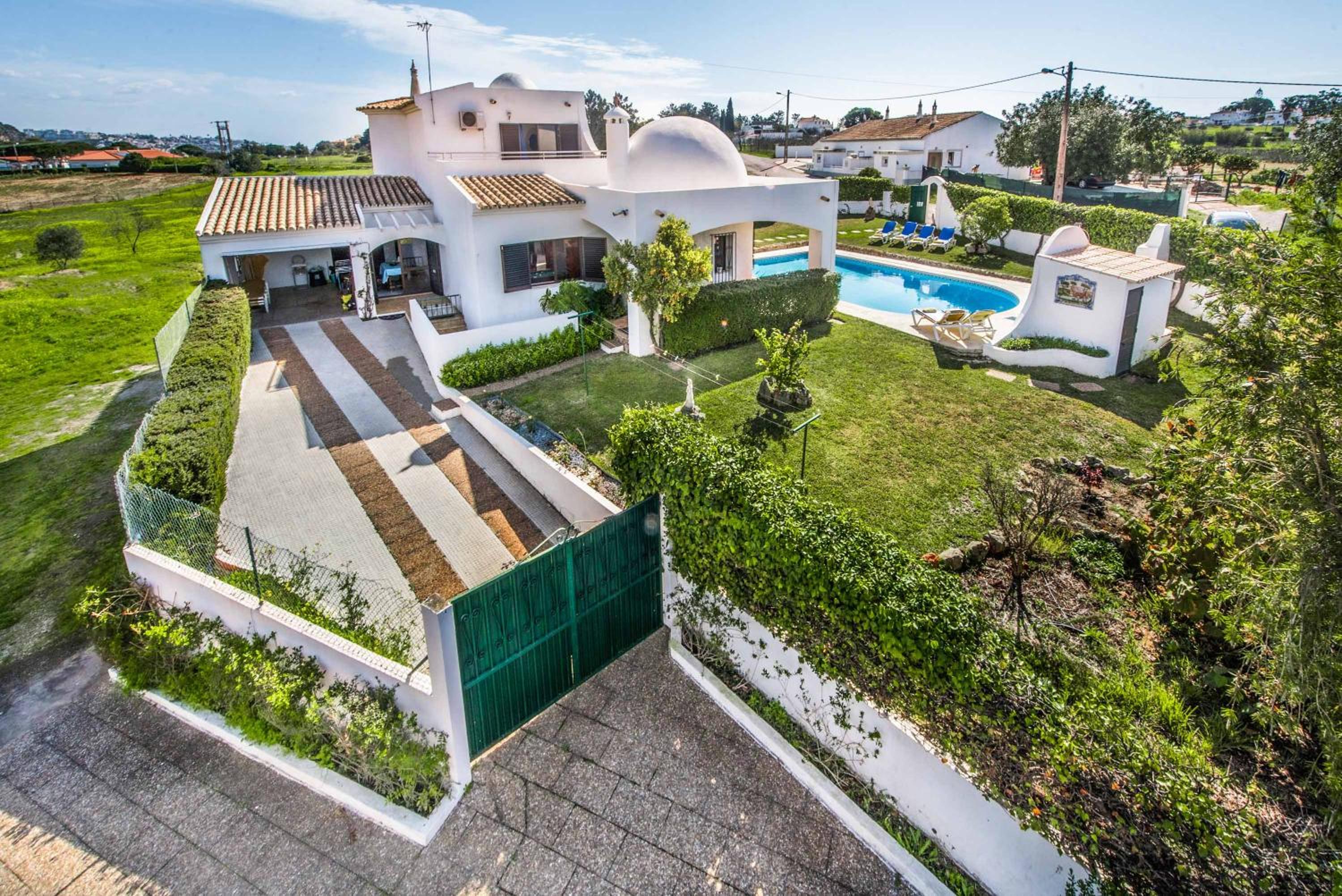 Villa Gira
