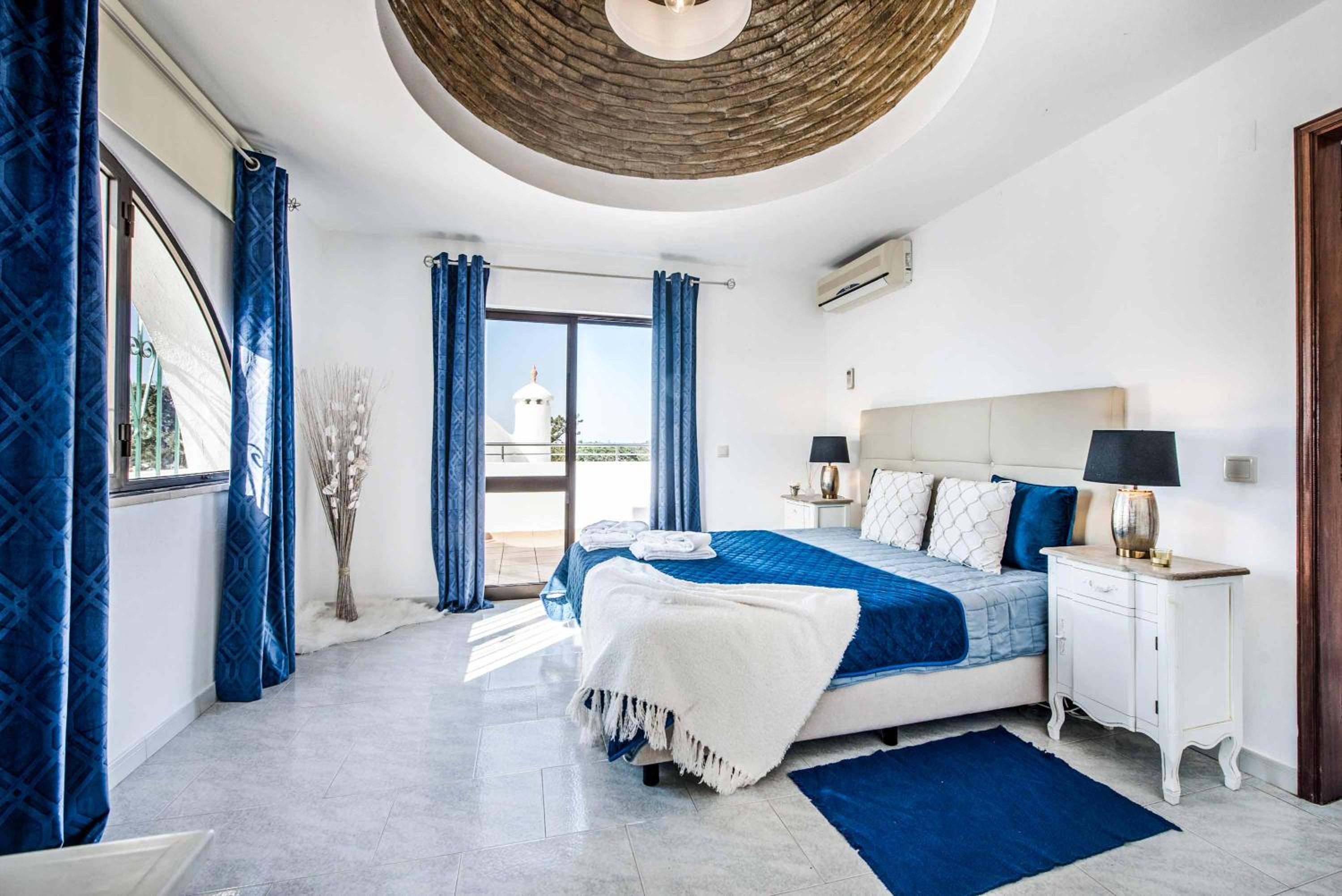 Villa Gira