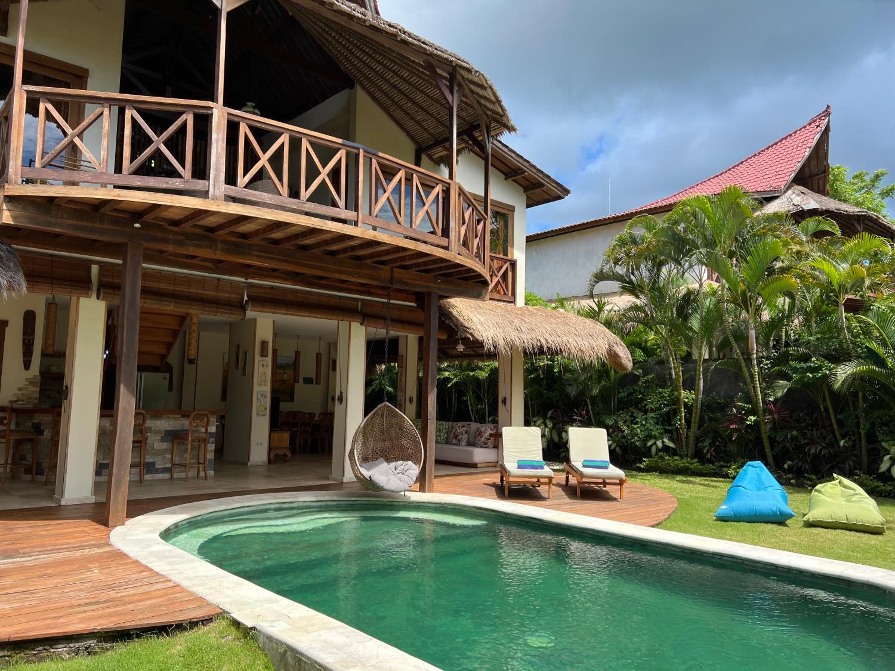 Breezy Point Villas