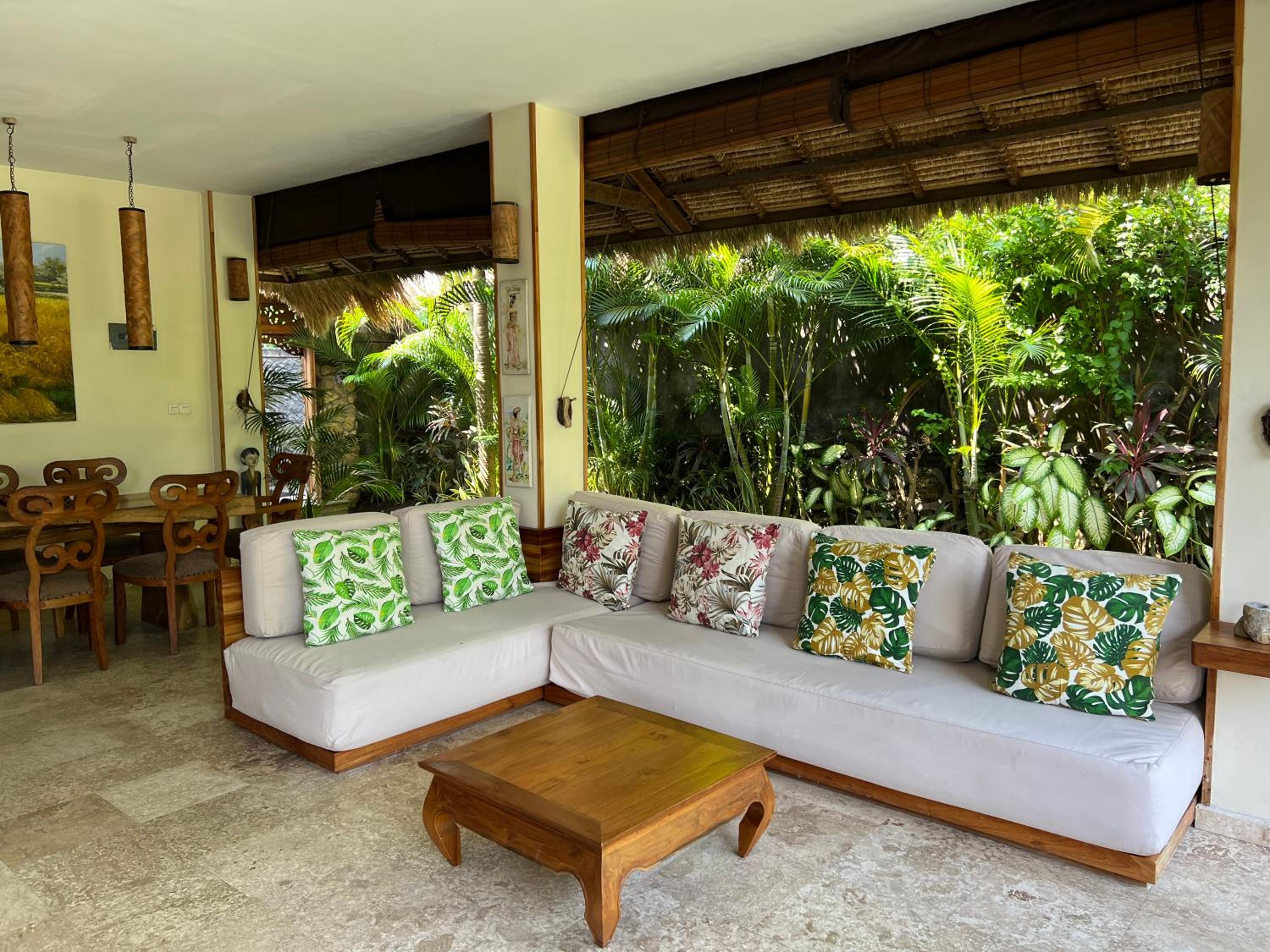 Breezy Point Villas