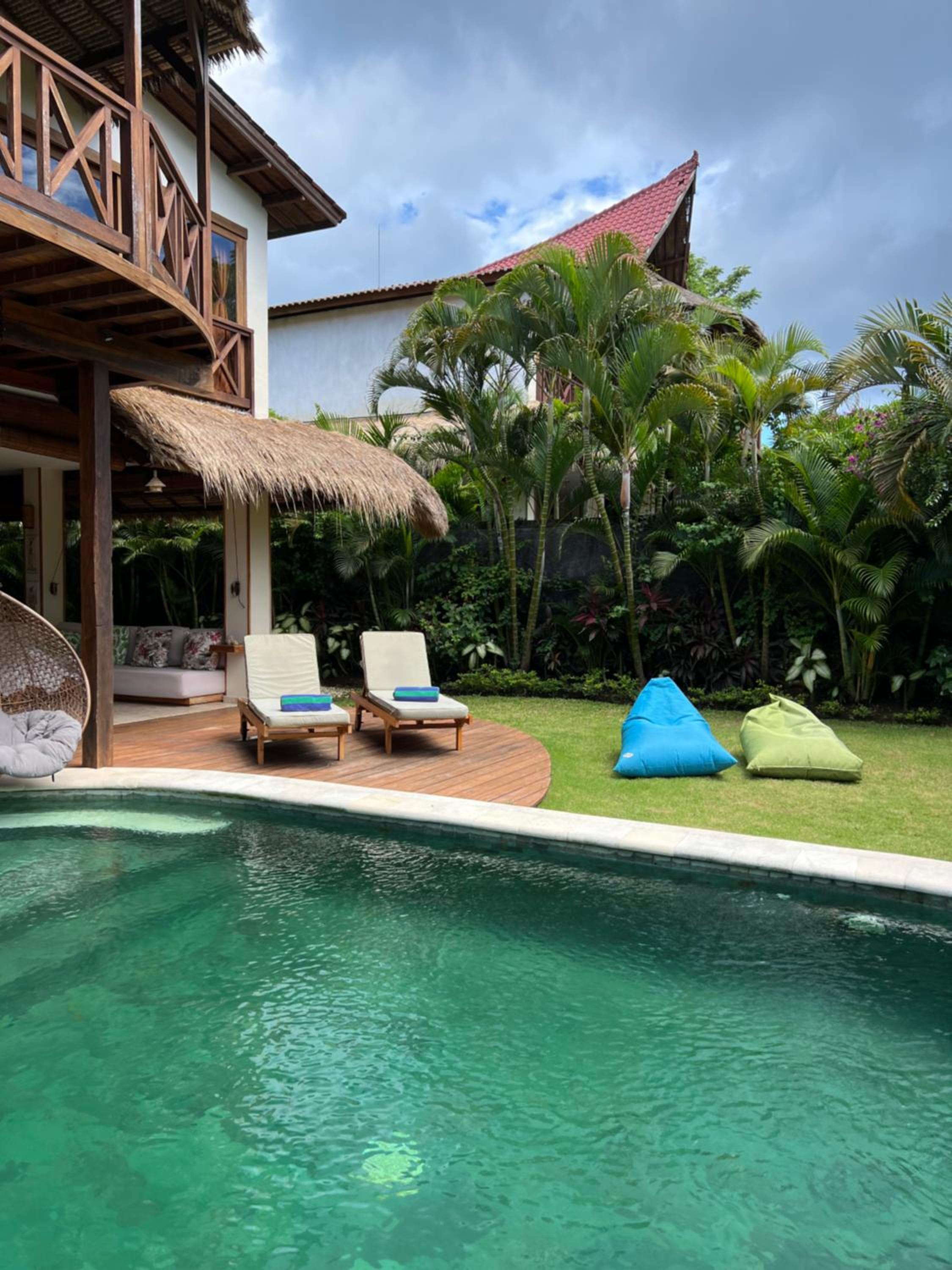 Breezy Point Villas
