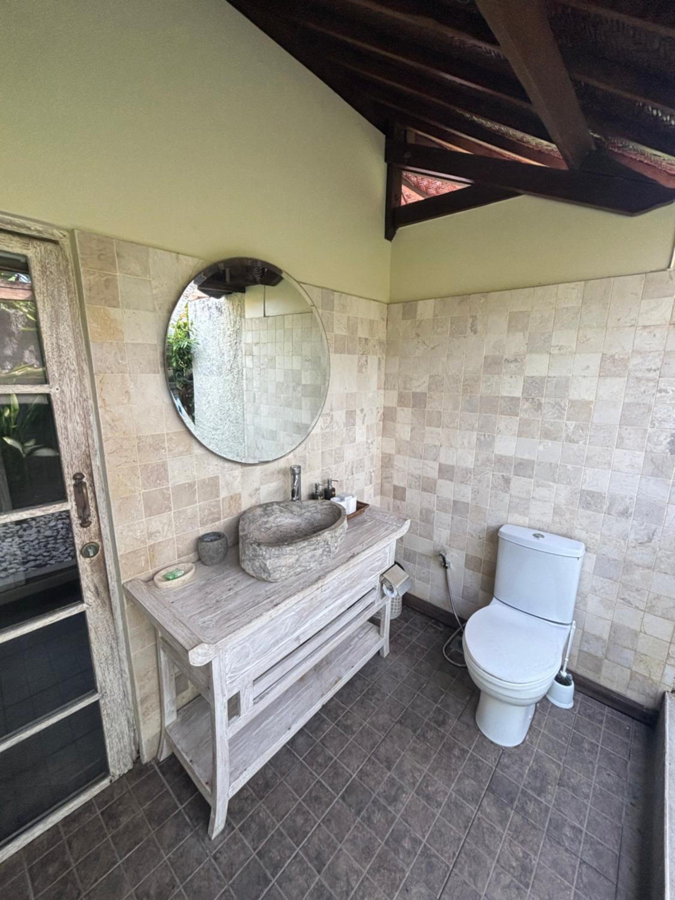 Breezy Point Villas