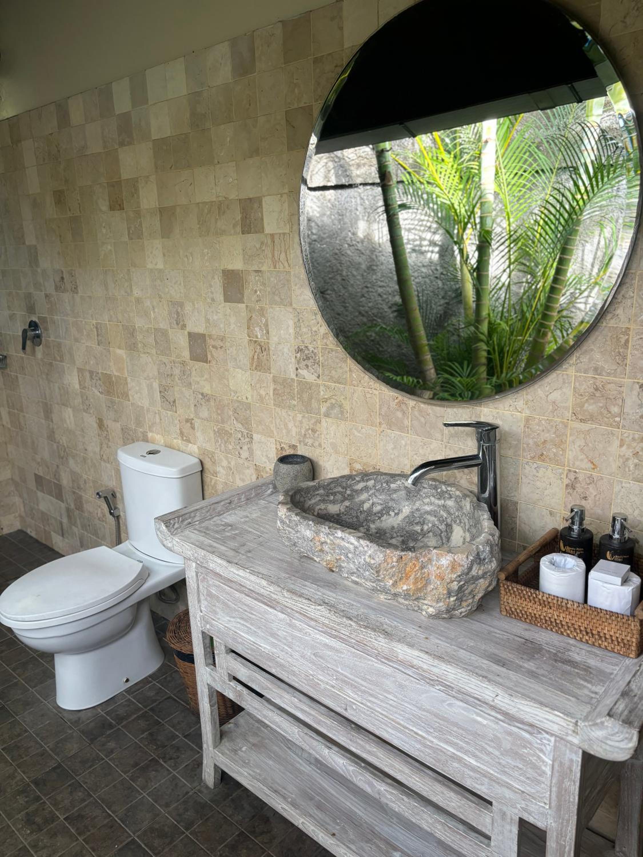 Breezy Point Villas