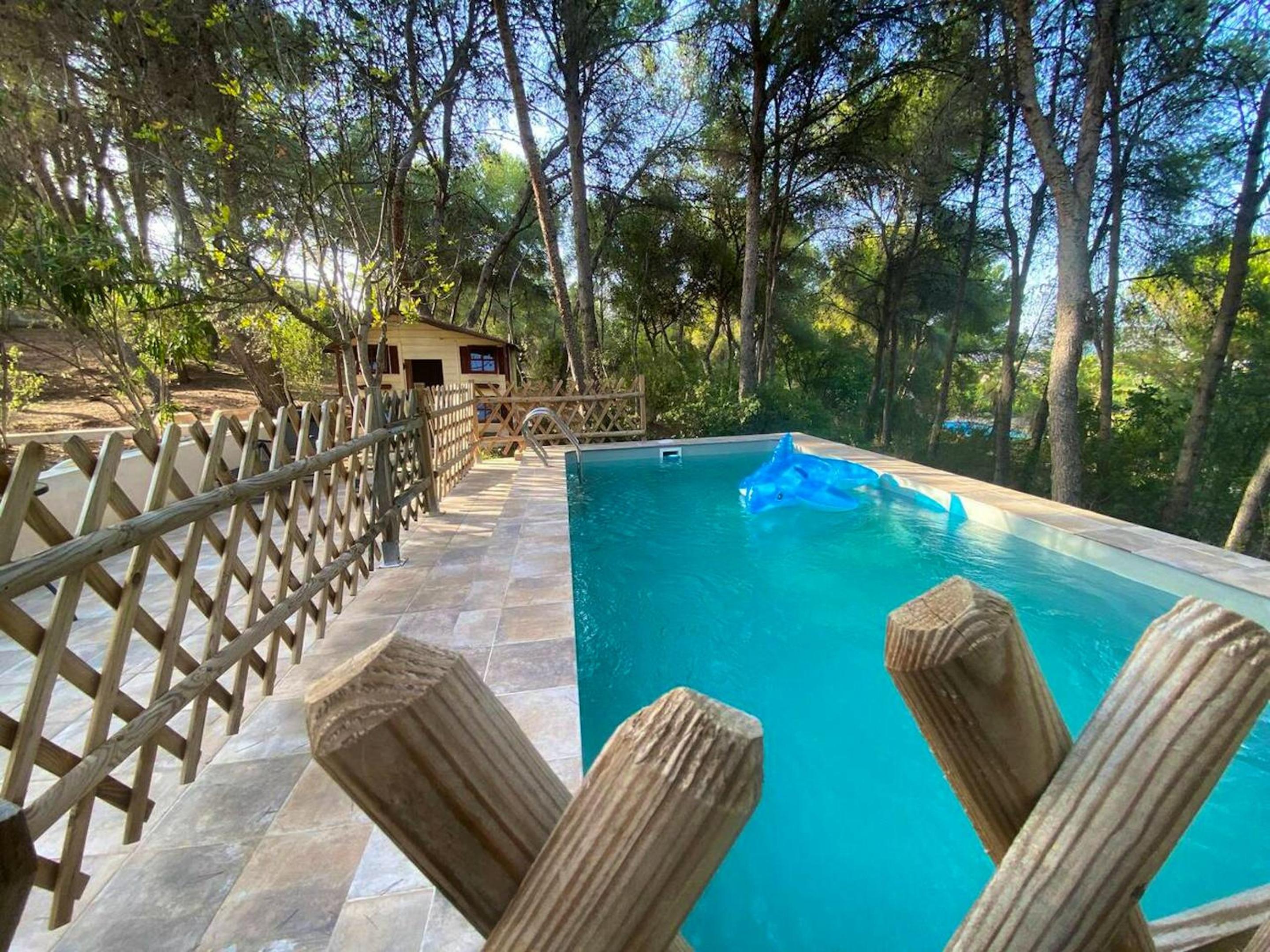 Charming Chalet in Valencia with Year Round Pool