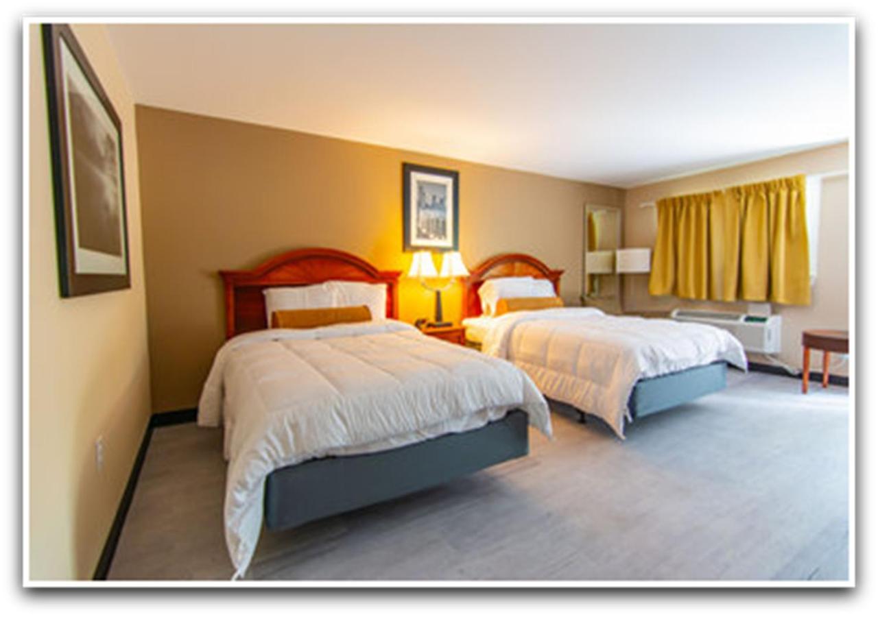 Danville Vacations - EDEN INN - Property Image 2