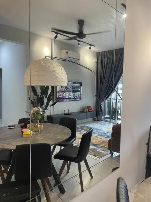 Kids Friendly Apartment Seri Austin JB