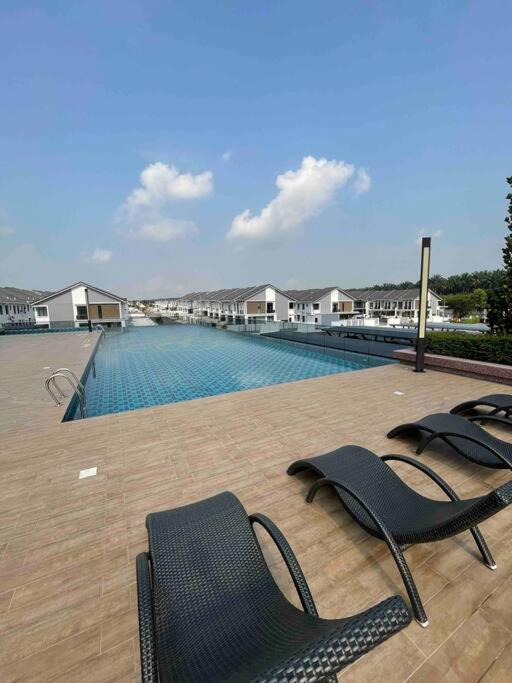 Kids Friendly Apartment Seri Austin JB