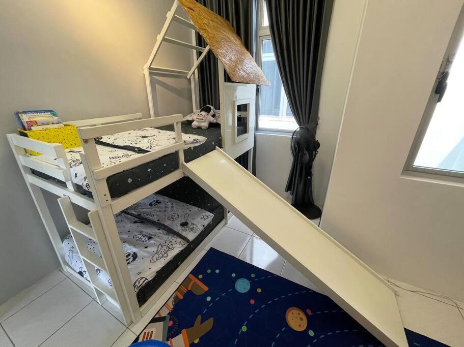 Kids Friendly Apartment Seri Austin JB