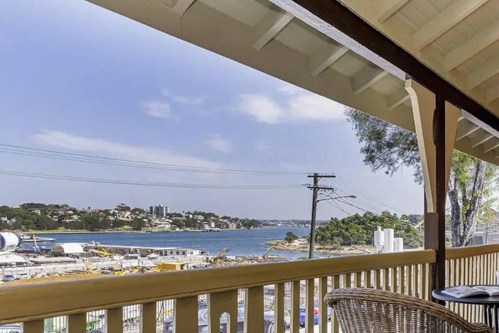 Waterfront - KING Bed Suite @ Rocks Sydney #10A