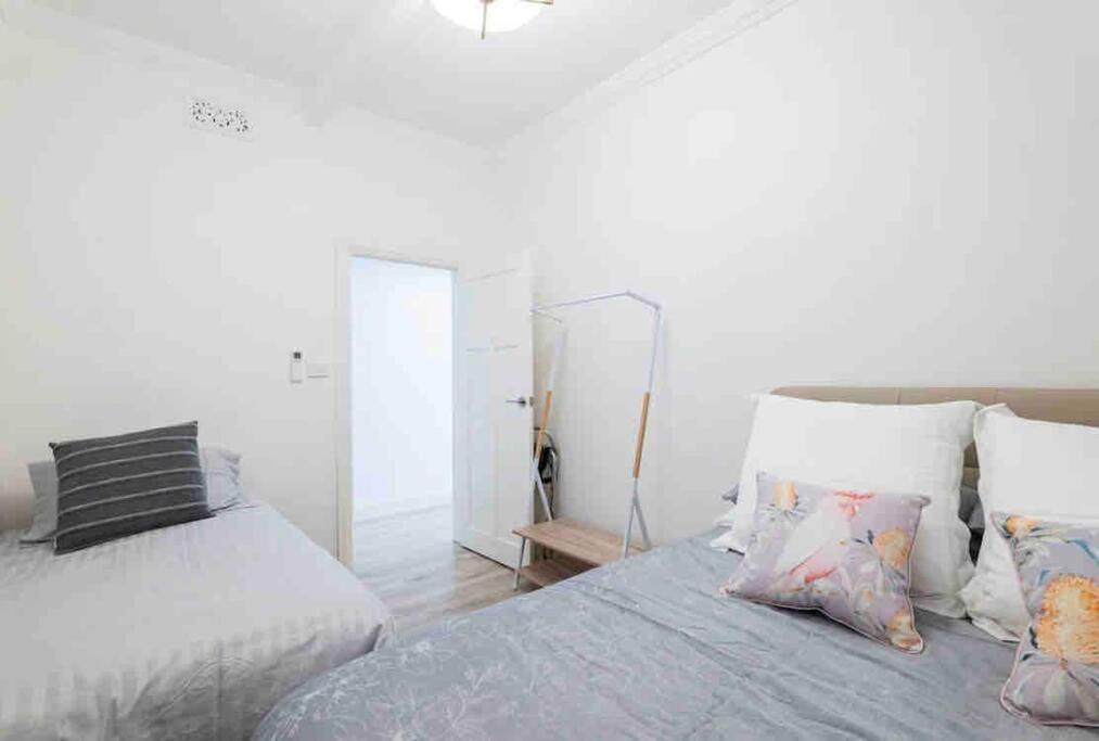 Waterfront - KING Bed Suite @ Rocks Sydney #10A