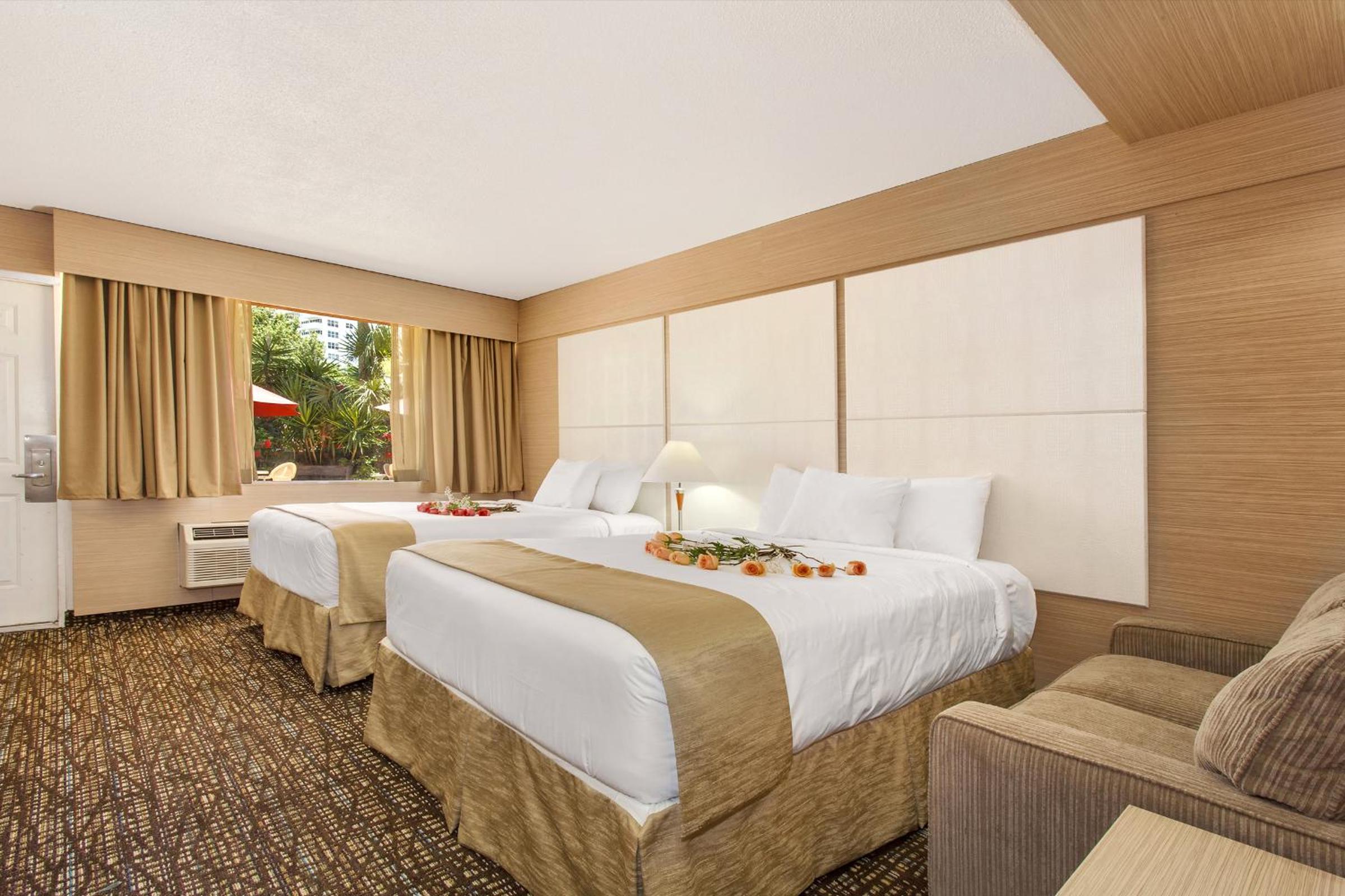 Fort Lauderdale Vacations - Ocean Beach Palace - Property Image 7