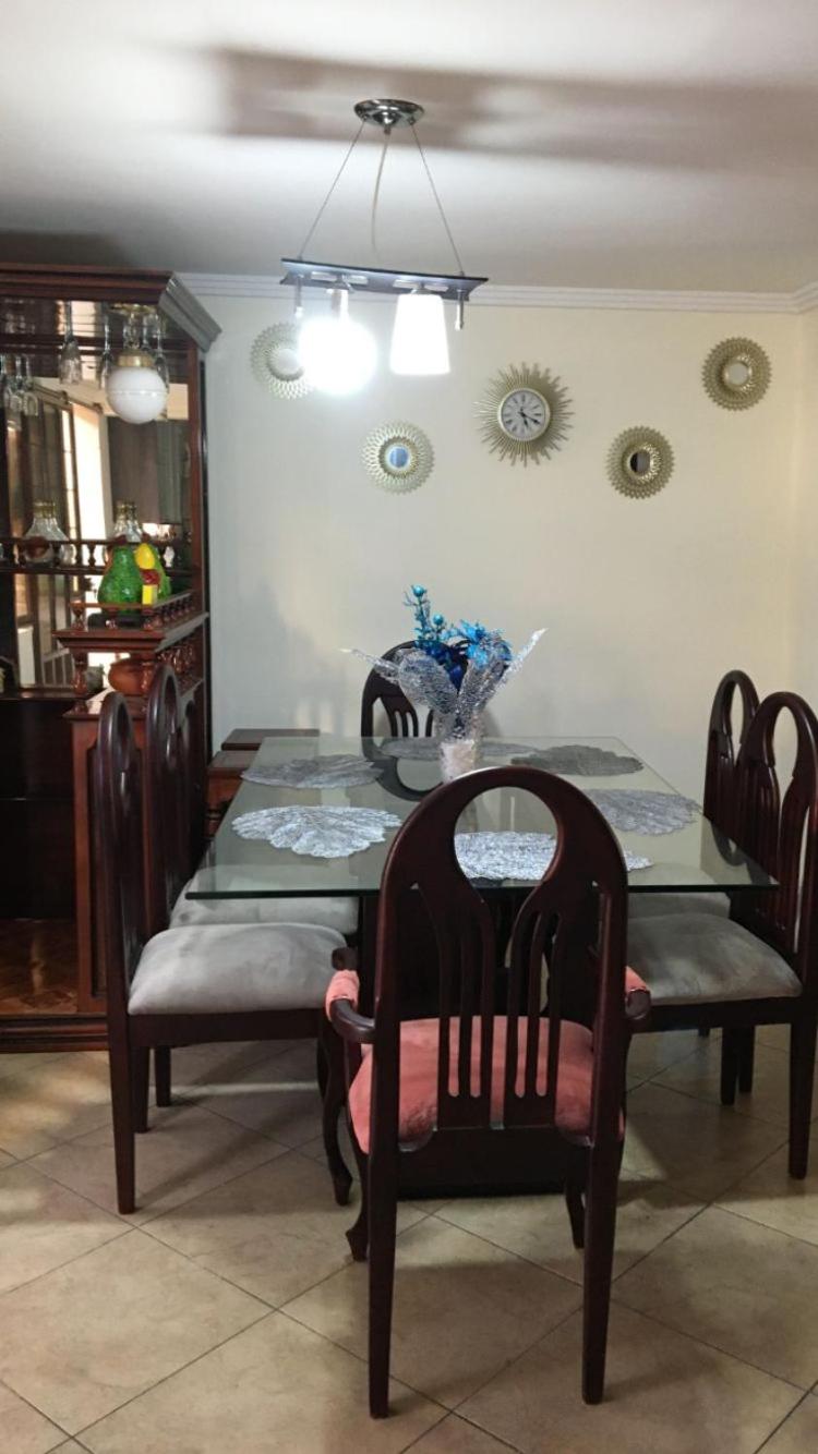 CASA LESLY
