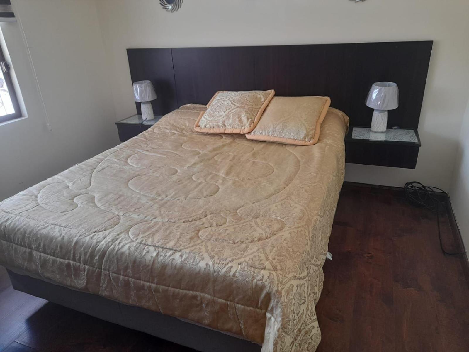 CASA LESLY