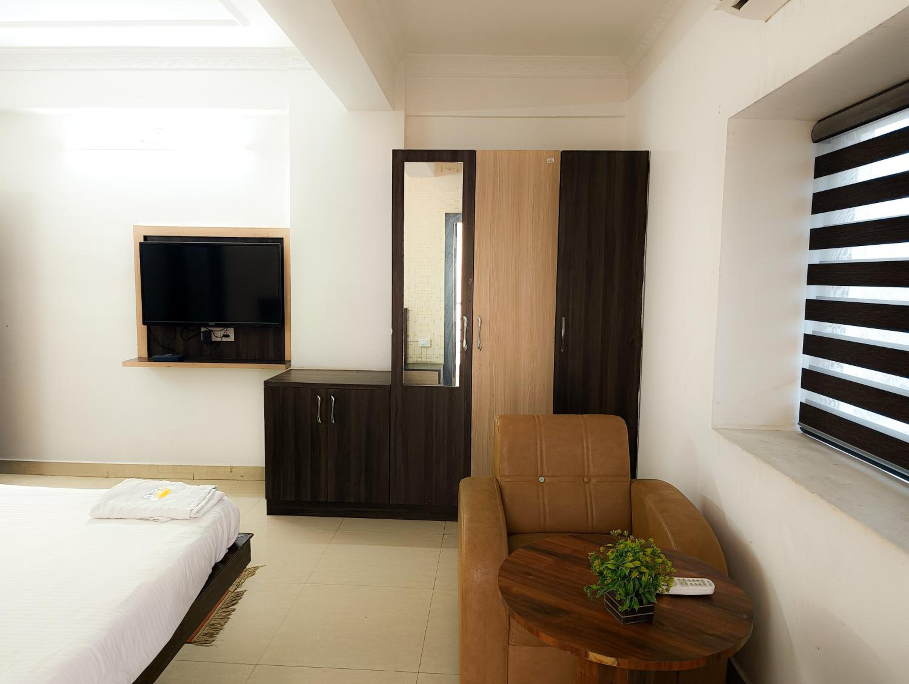 StayVilla Royal Executive Rooms