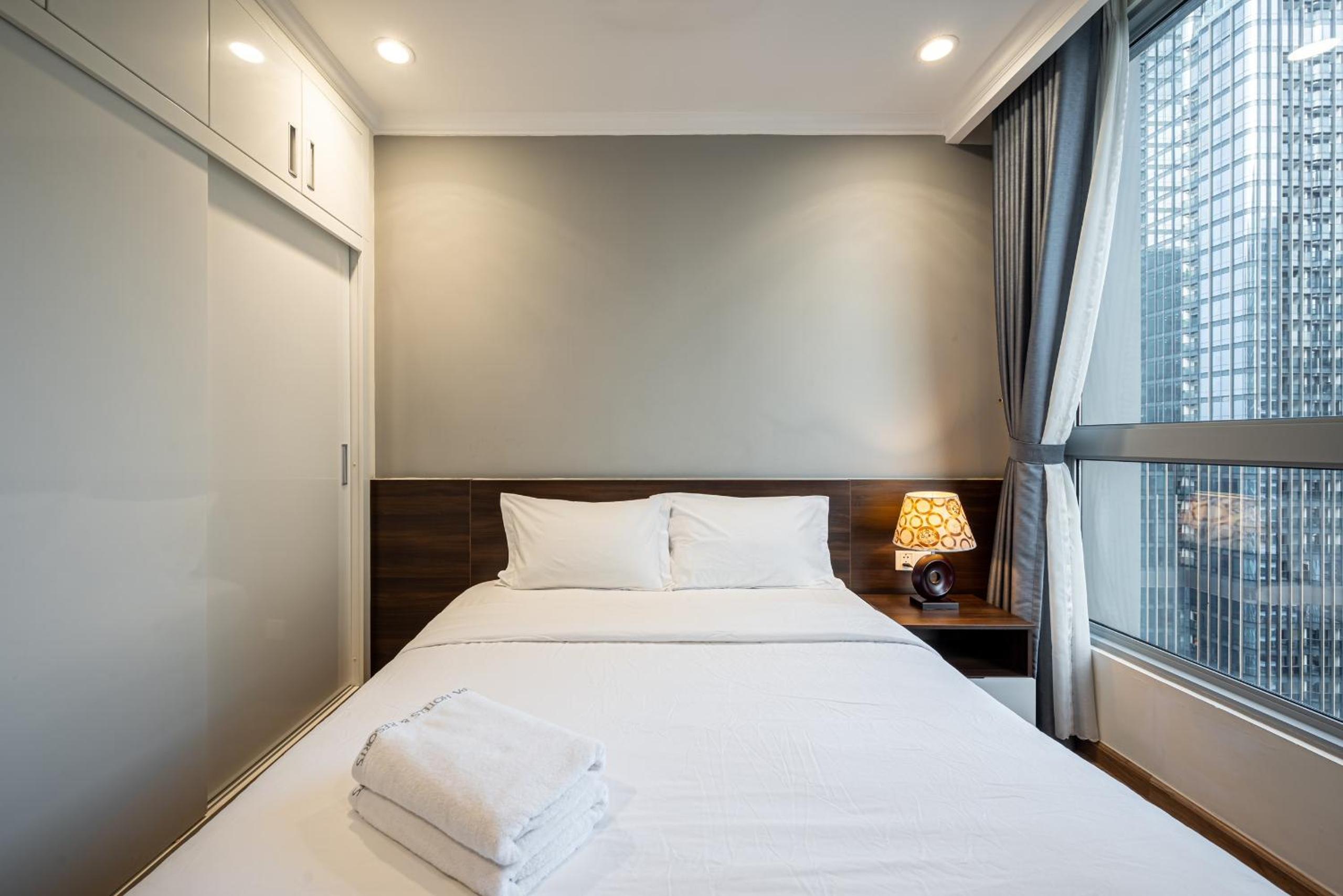 Luxury Apartment at Vinhomes Central Park