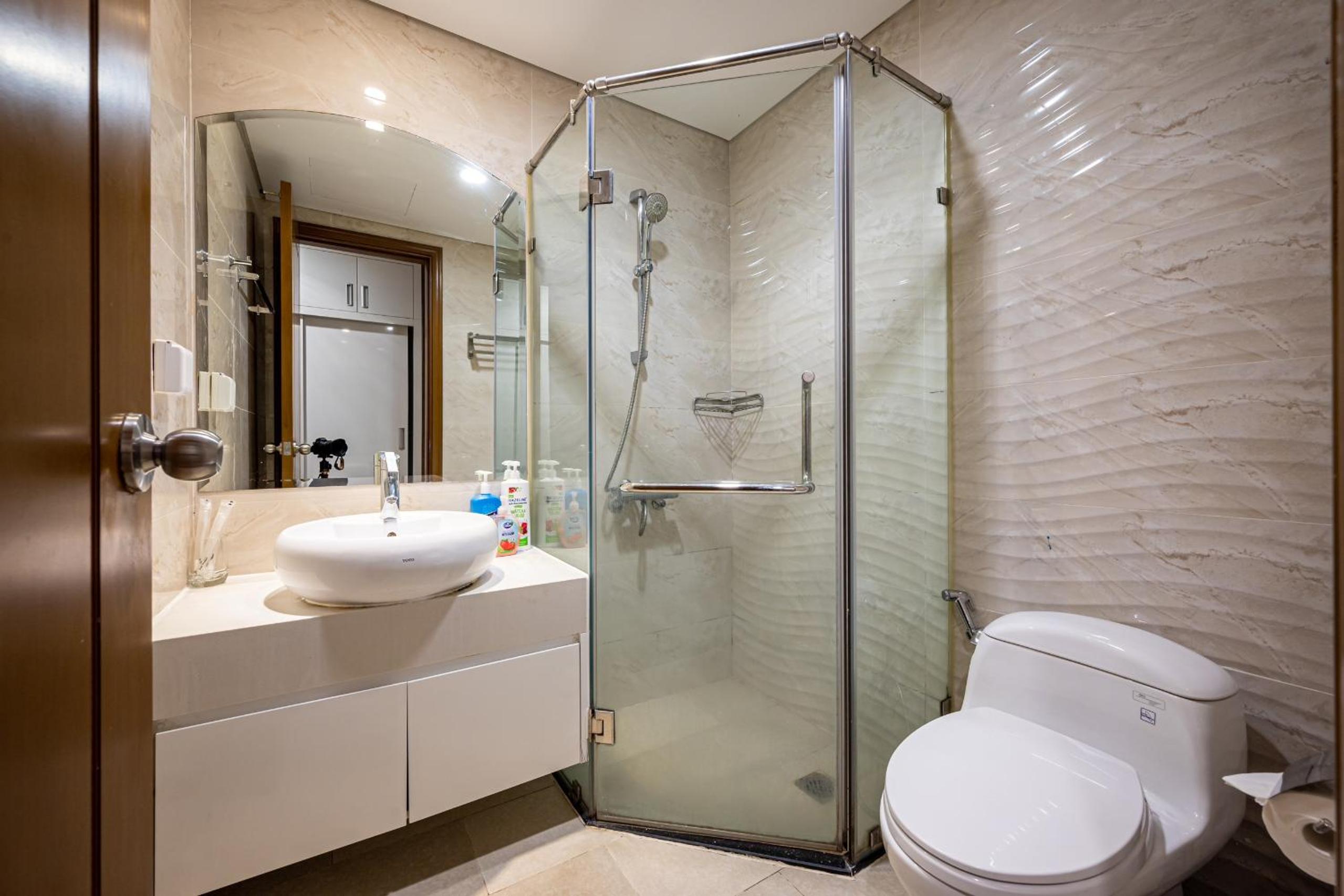 Luxury Apartment at Vinhomes Central Park