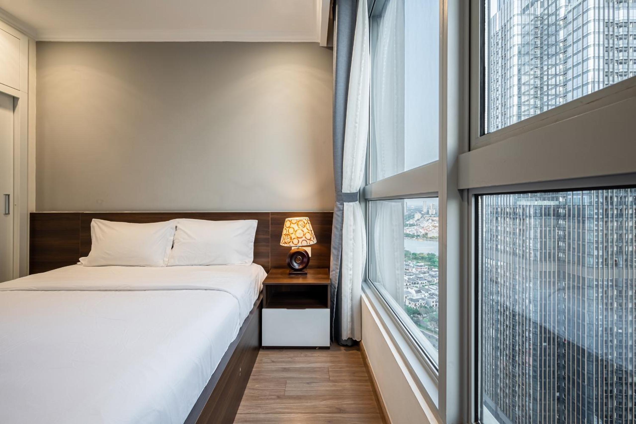 Luxury Apartment at Vinhomes Central Park