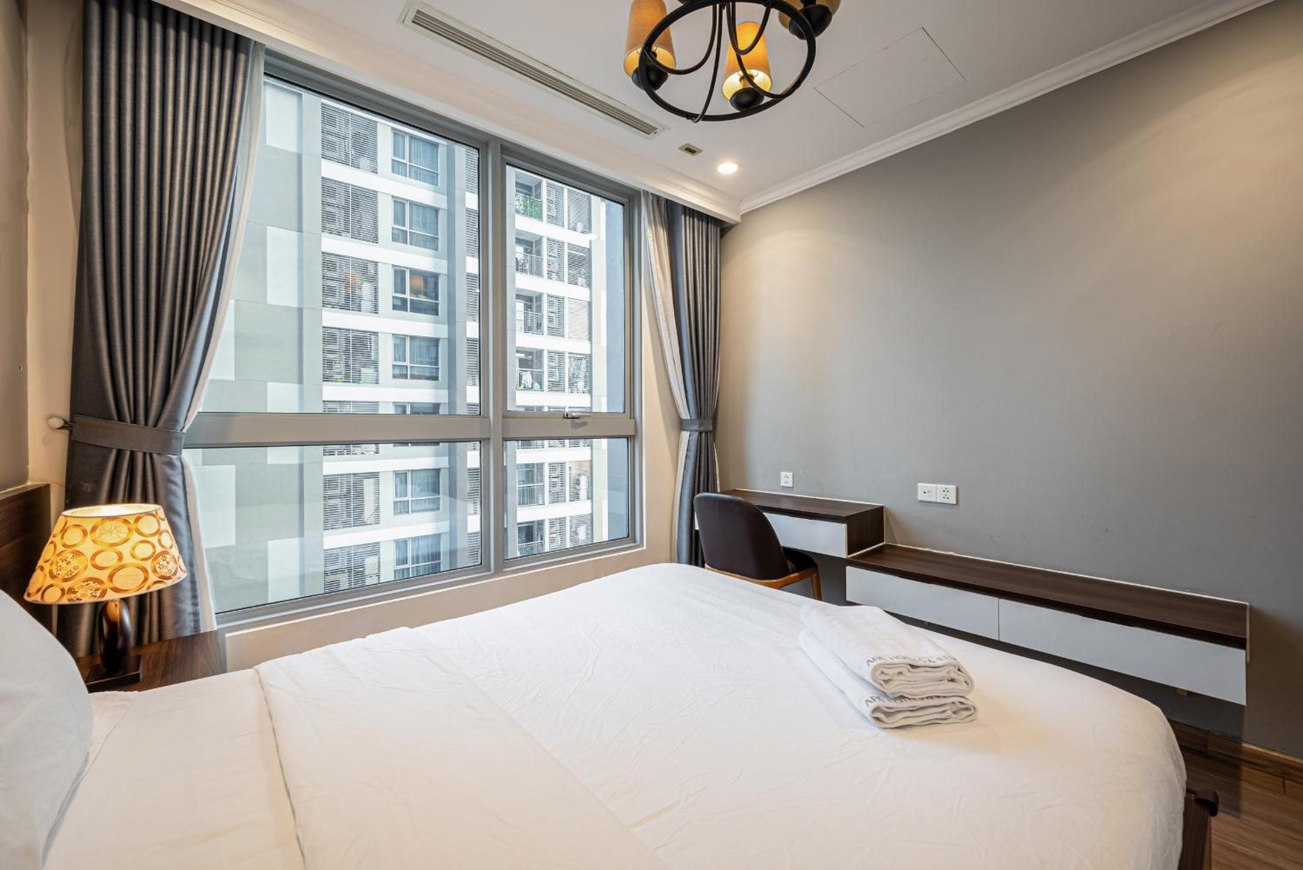 Luxury Apartment at Vinhomes Central Park