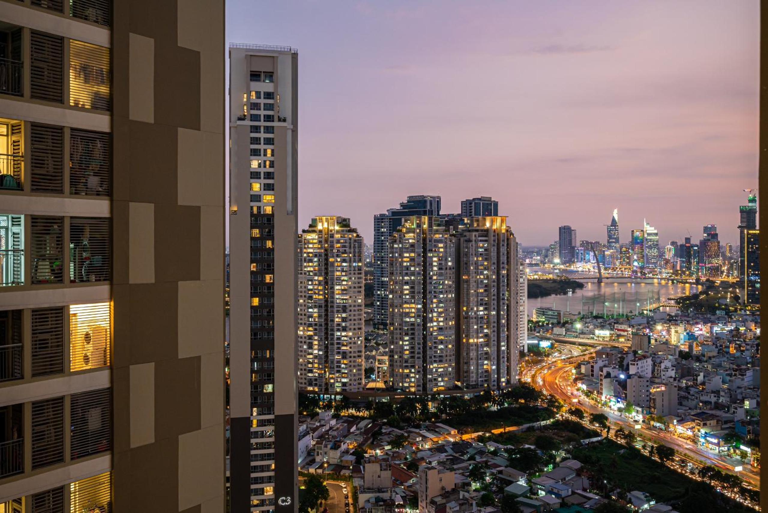 Luxury Apartment at Vinhomes Central Park