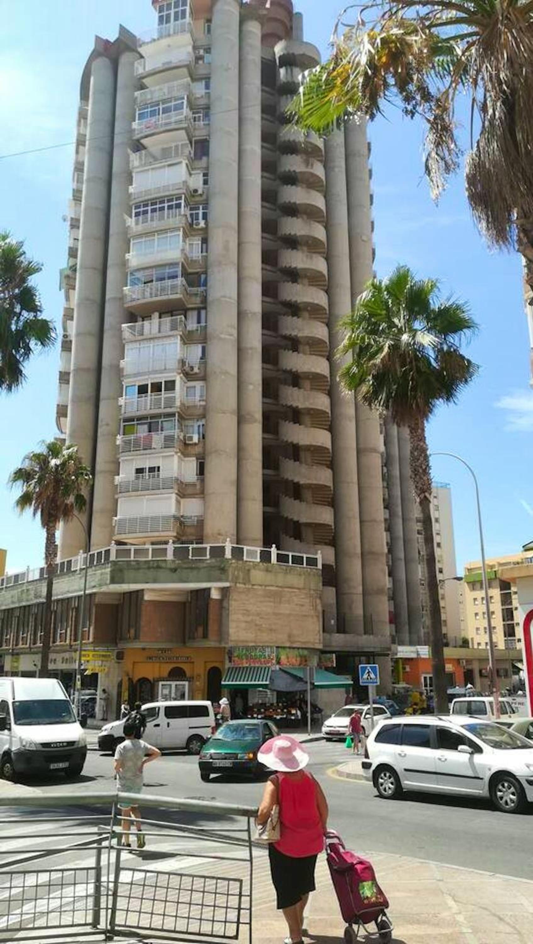 Elegant Apartment in Torremolinos with Shared Pool 74 m² view 5