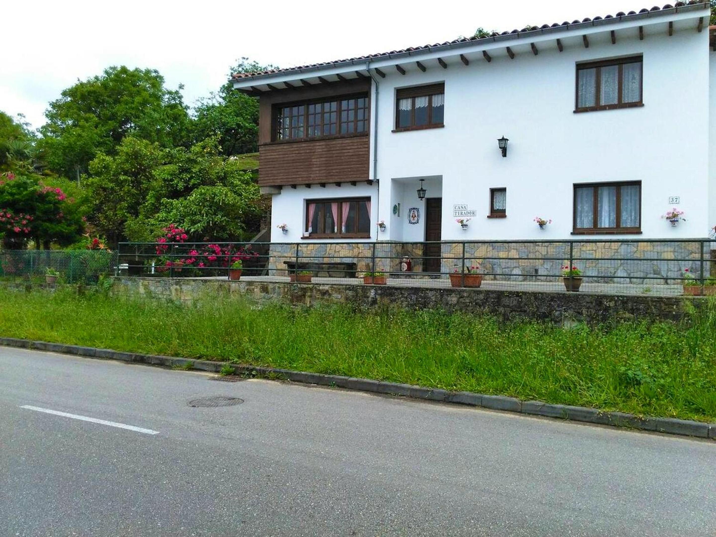 Charming house in Asturias with terrace and barbecue
