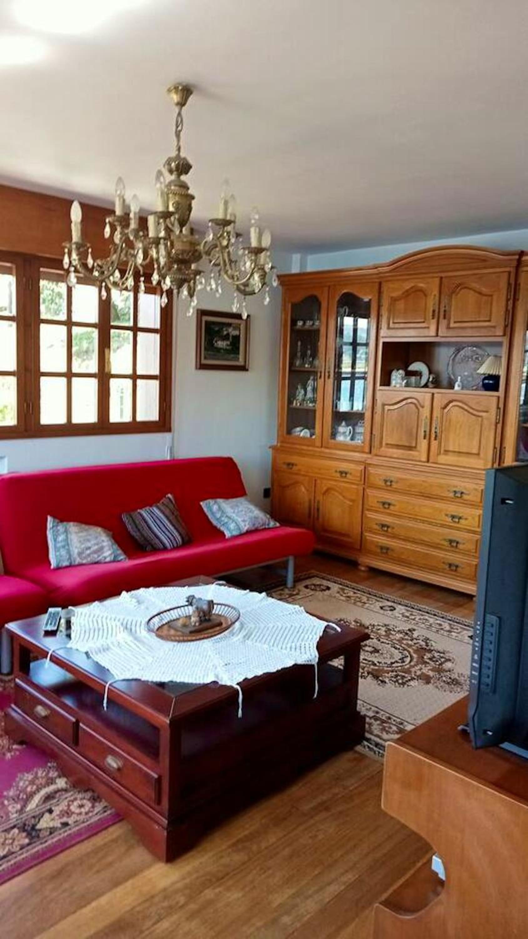 Charming house in Asturias with terrace and barbecue
