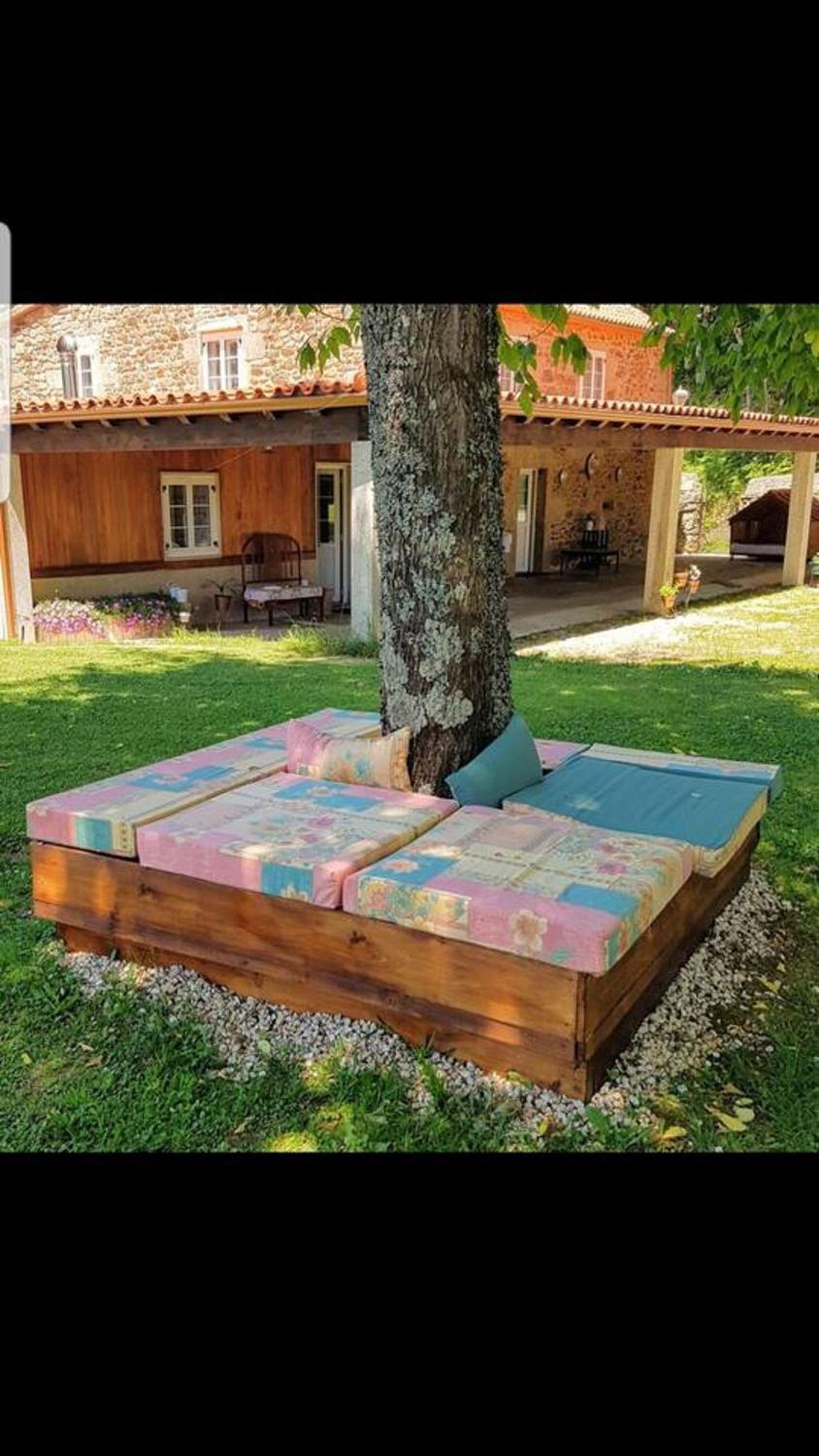 Charming Chalet in A Estrada with Private Pool