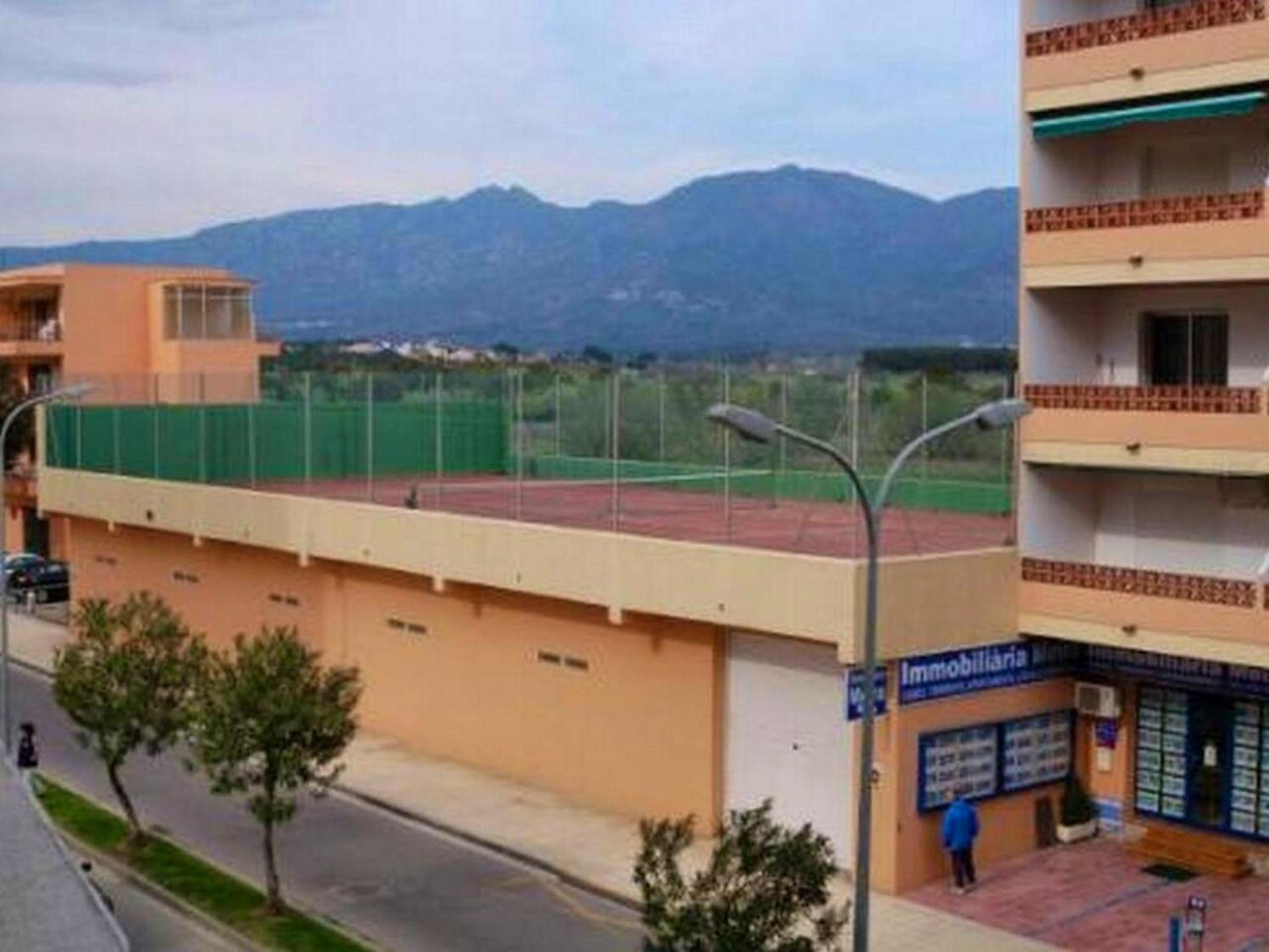Comfortable apartment in Roses with shared pool 54 sqm view 5