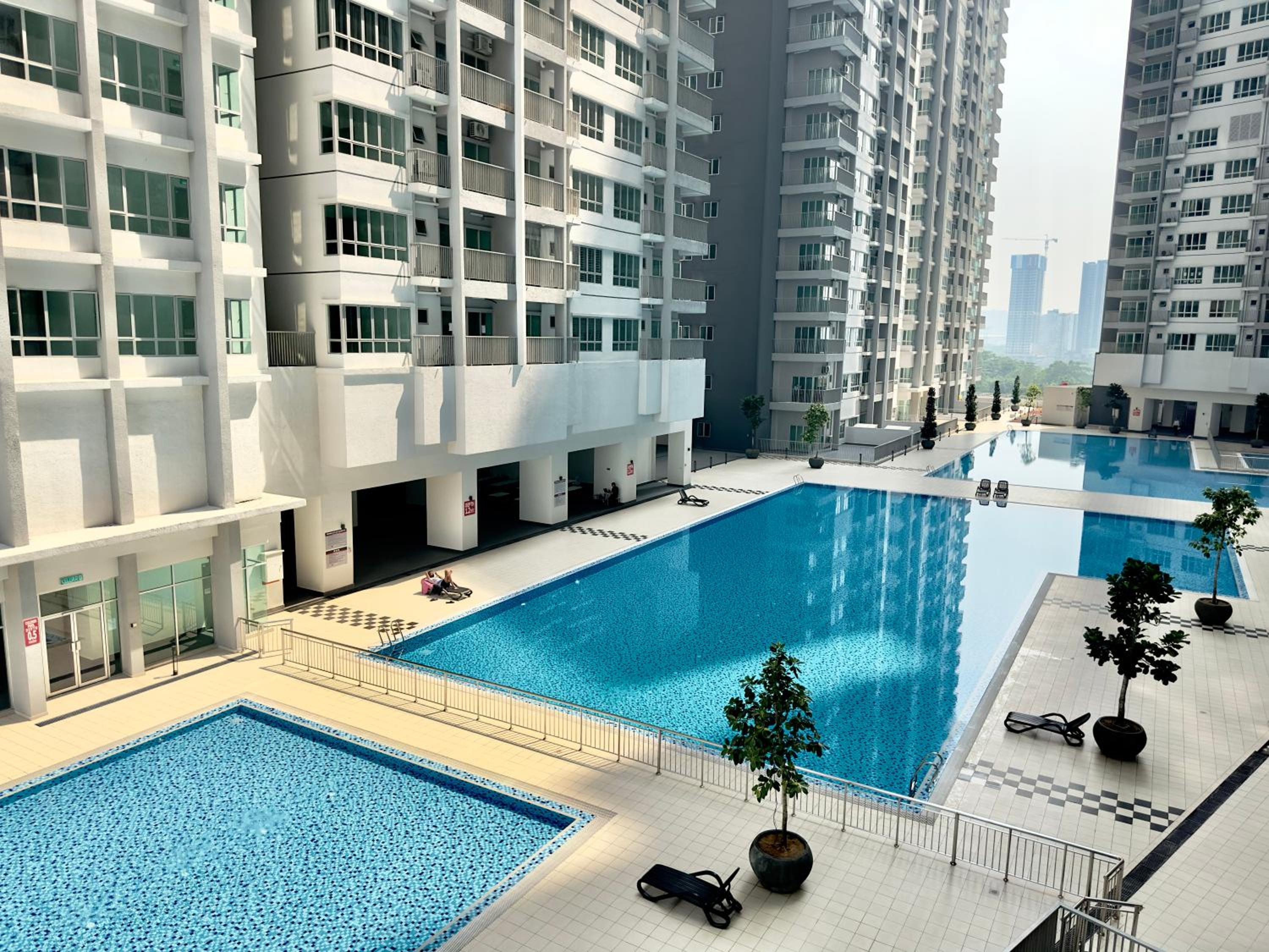 Razak City Residences, Sungai Besi by Rverse Suite
